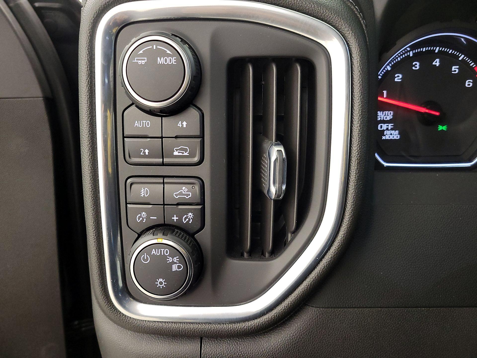 Thumbnail: 2022 Chevrolet Silverado 1500 - 13