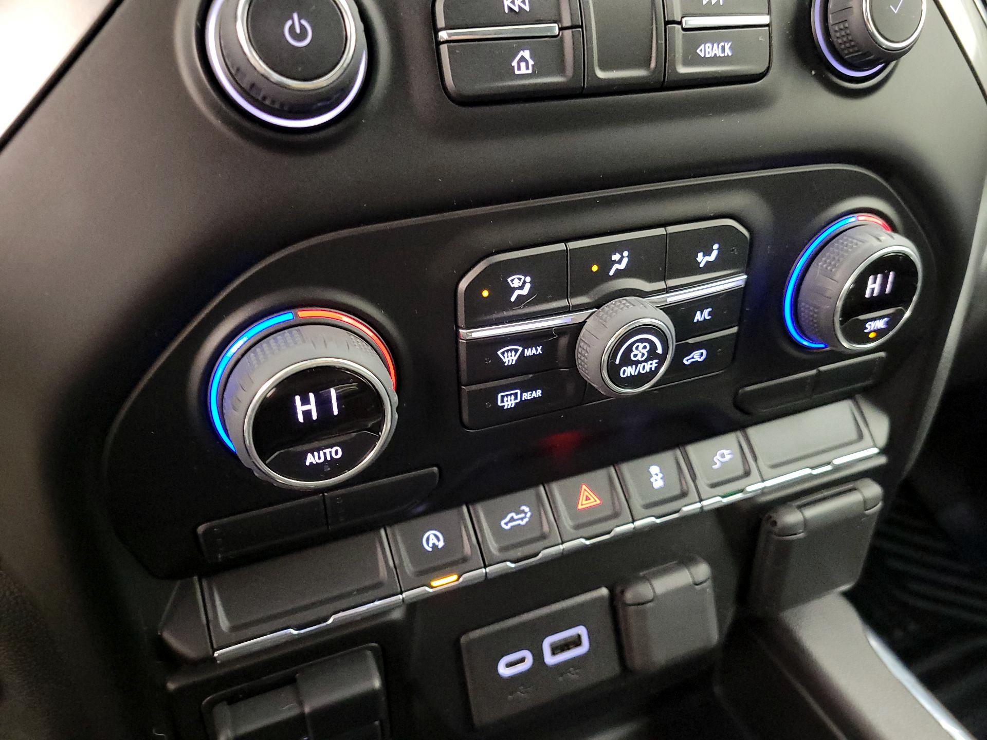 Thumbnail: 2022 Chevrolet Silverado 1500 - 16