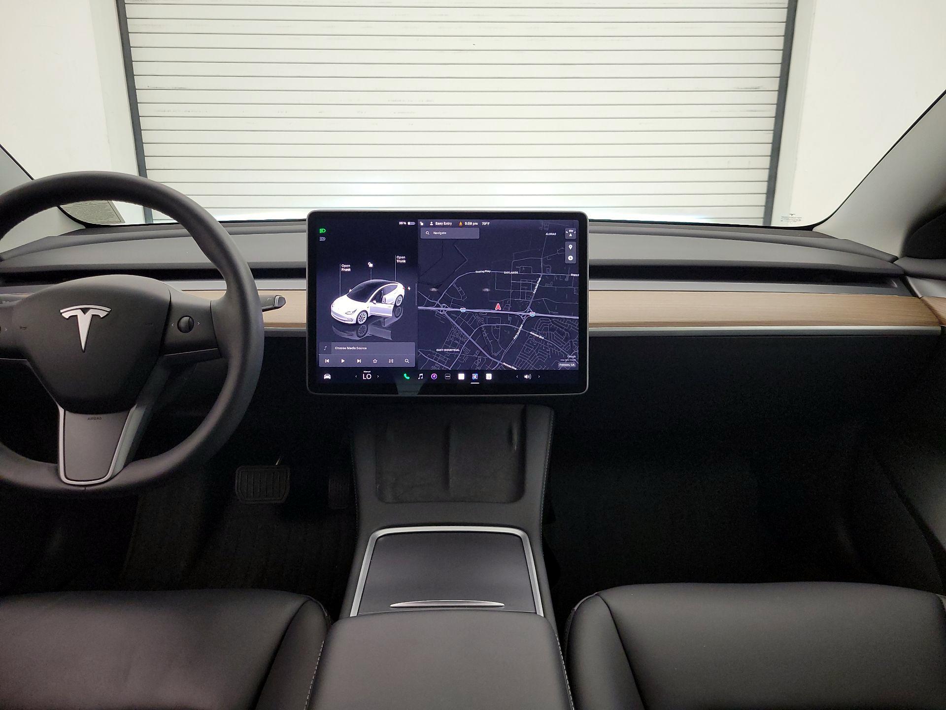 Thumbnail: 2023 Tesla Model 3 - 9