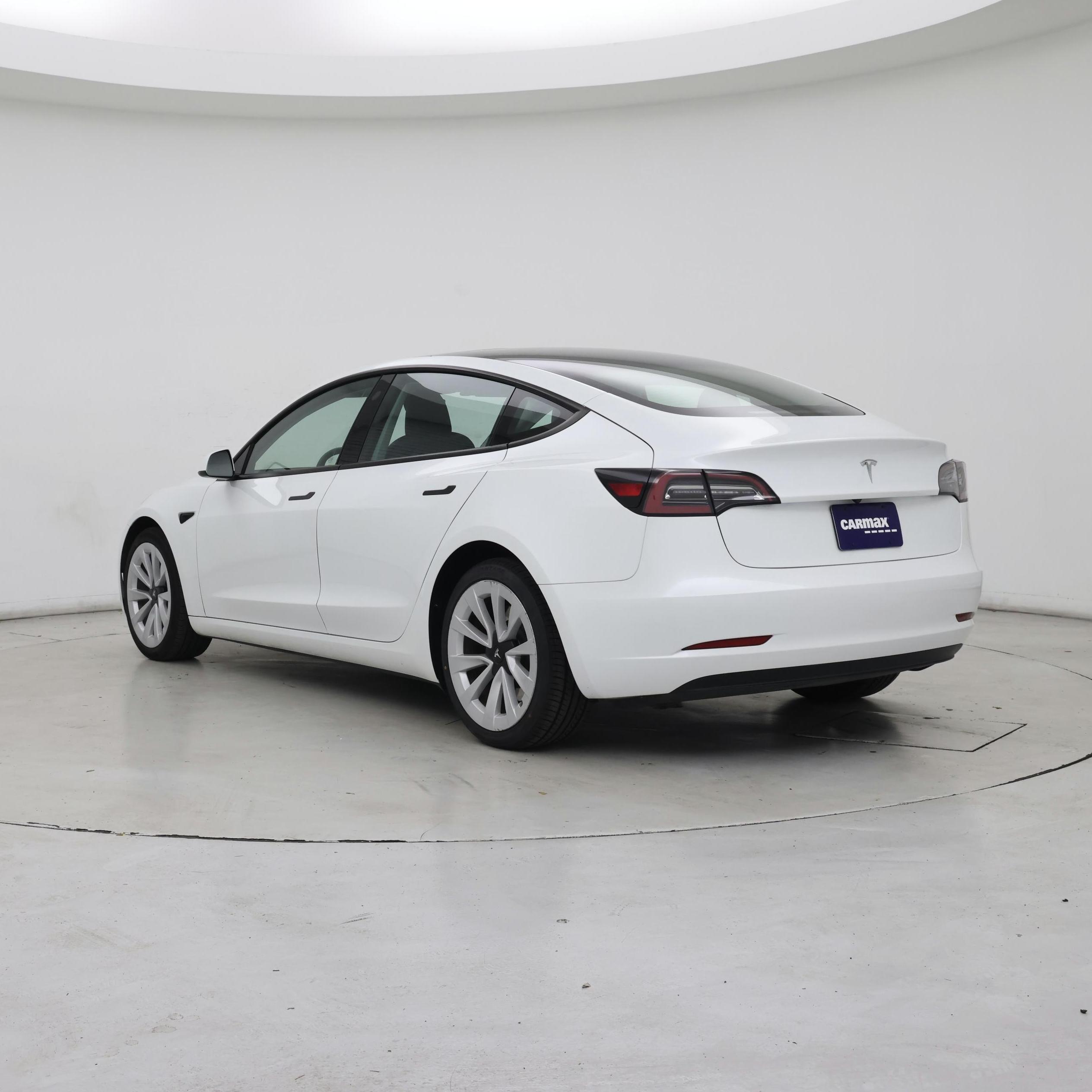 Thumbnail: 2023 Tesla Model 3 - 2