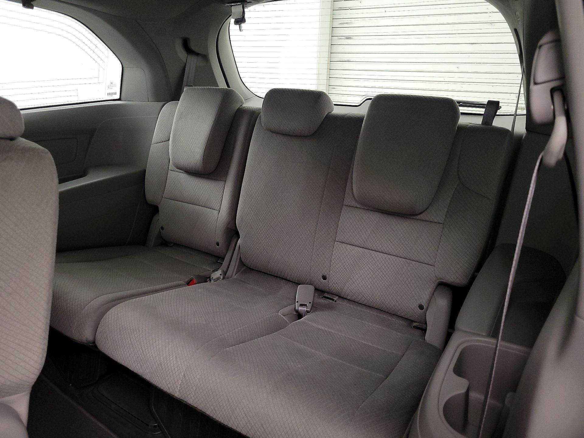 Thumbnail: 2015 Honda Odyssey - 20