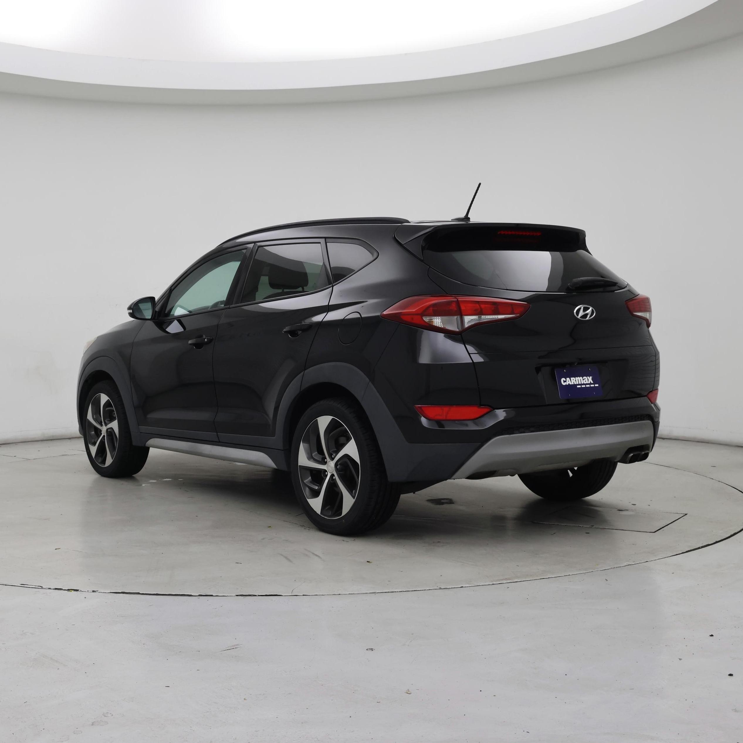Thumbnail: 2017 Hyundai Tucson - 2
