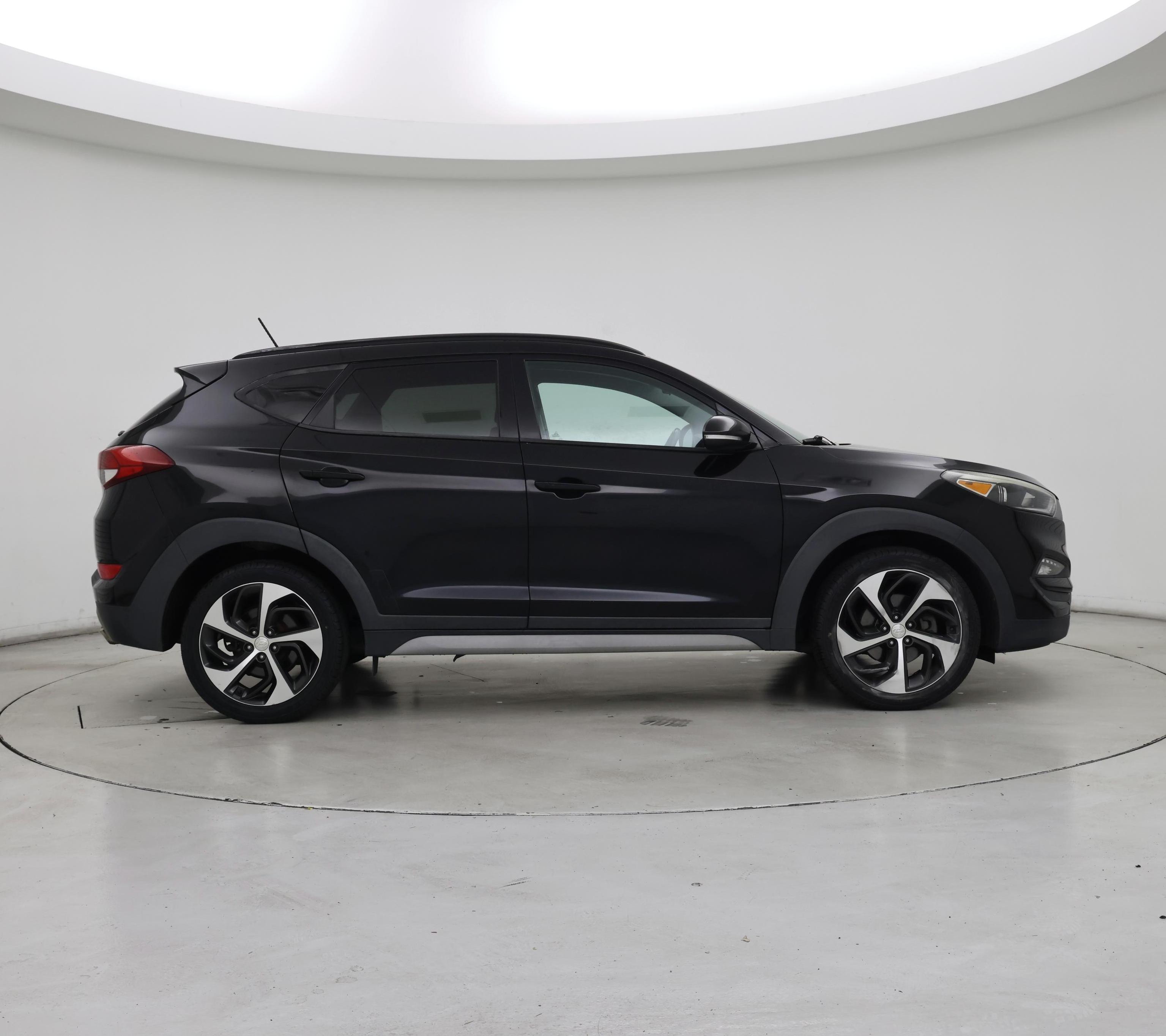 Thumbnail: 2017 Hyundai Tucson - 7