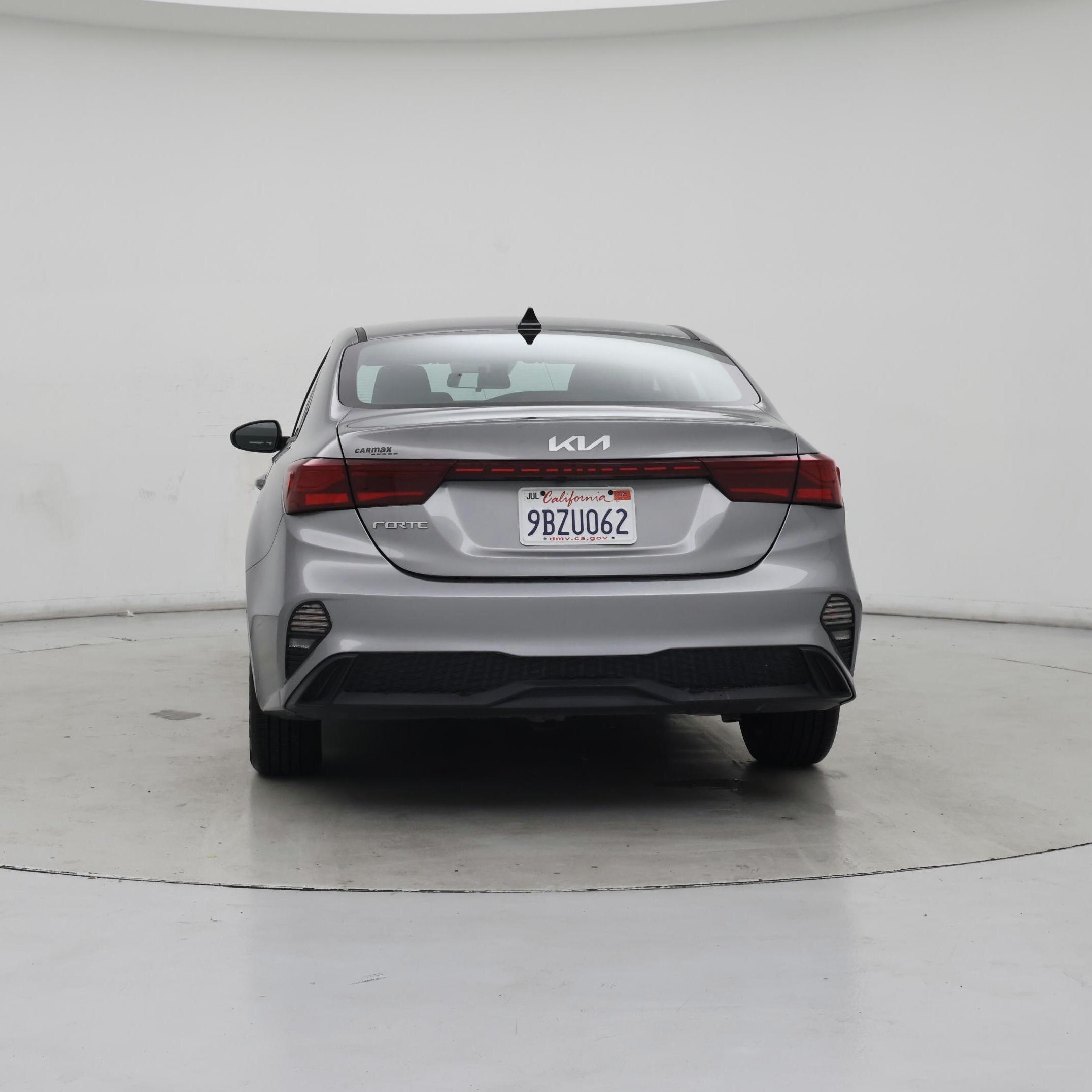 Thumbnail: 2022 Kia Forte - 6