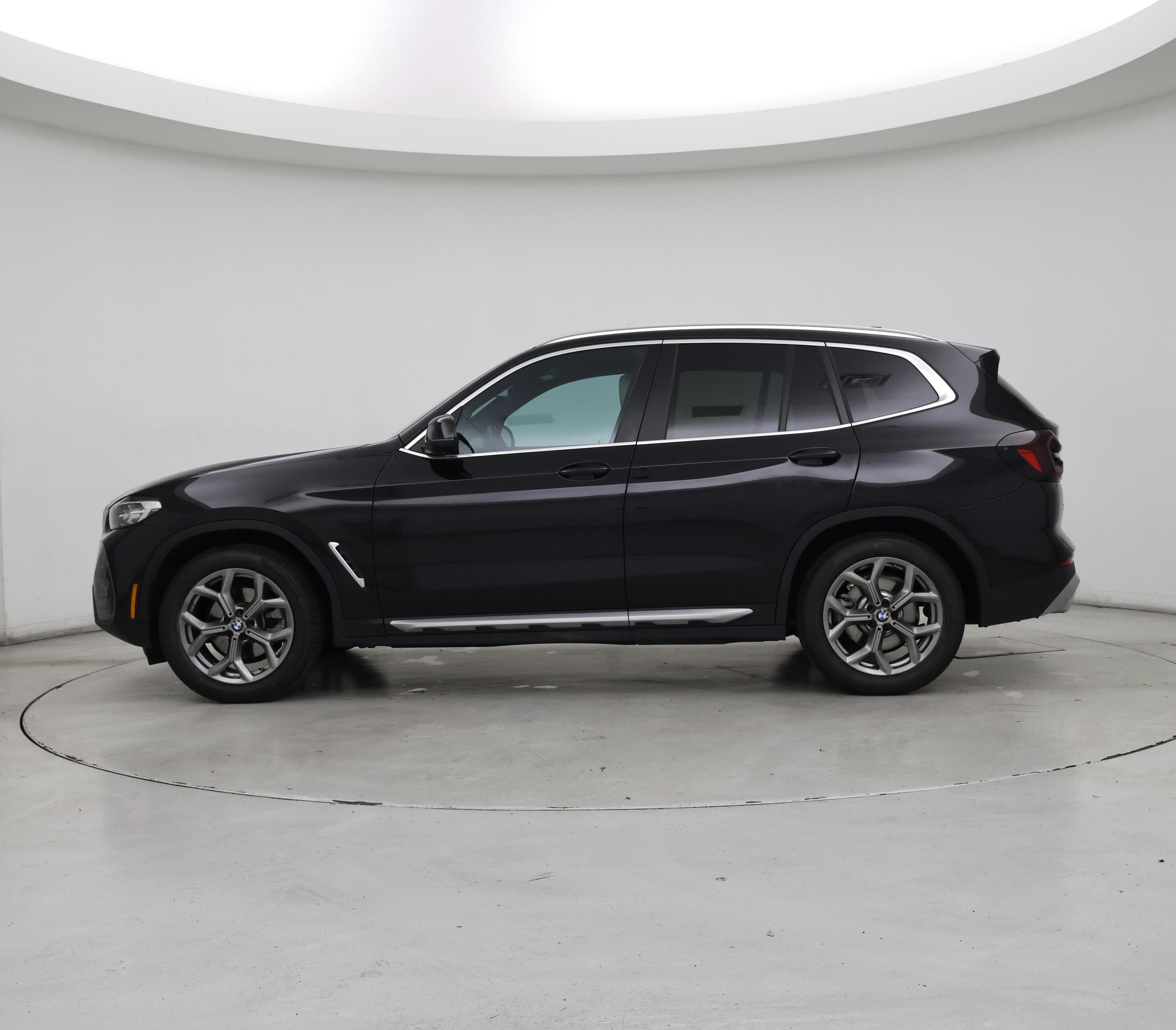 Thumbnail: 2023 BMW X3 - 3