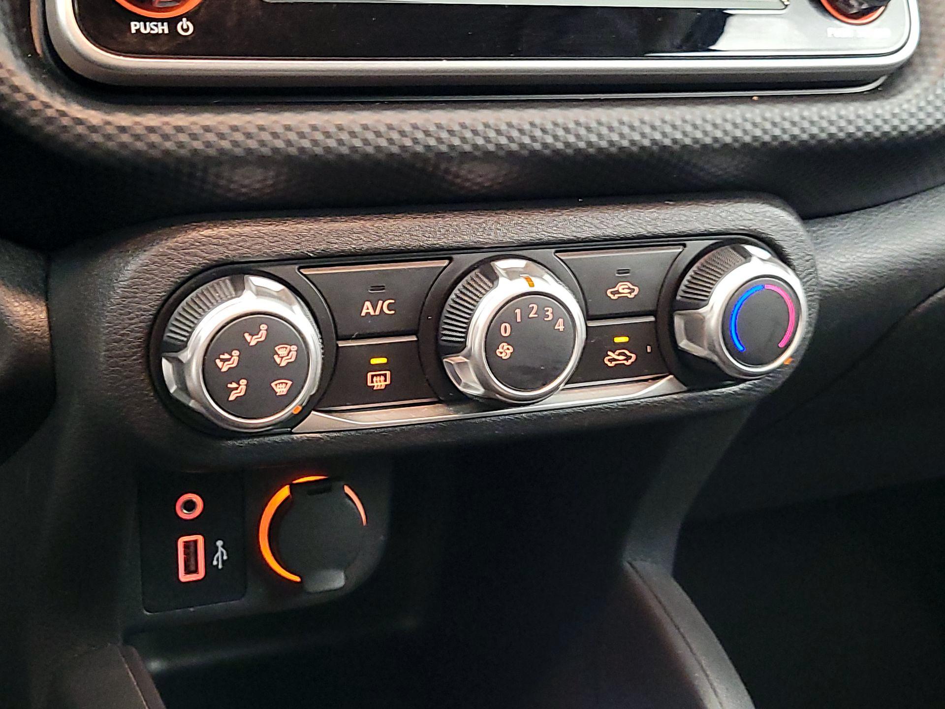 Thumbnail: 2021 Nissan Kicks - 16