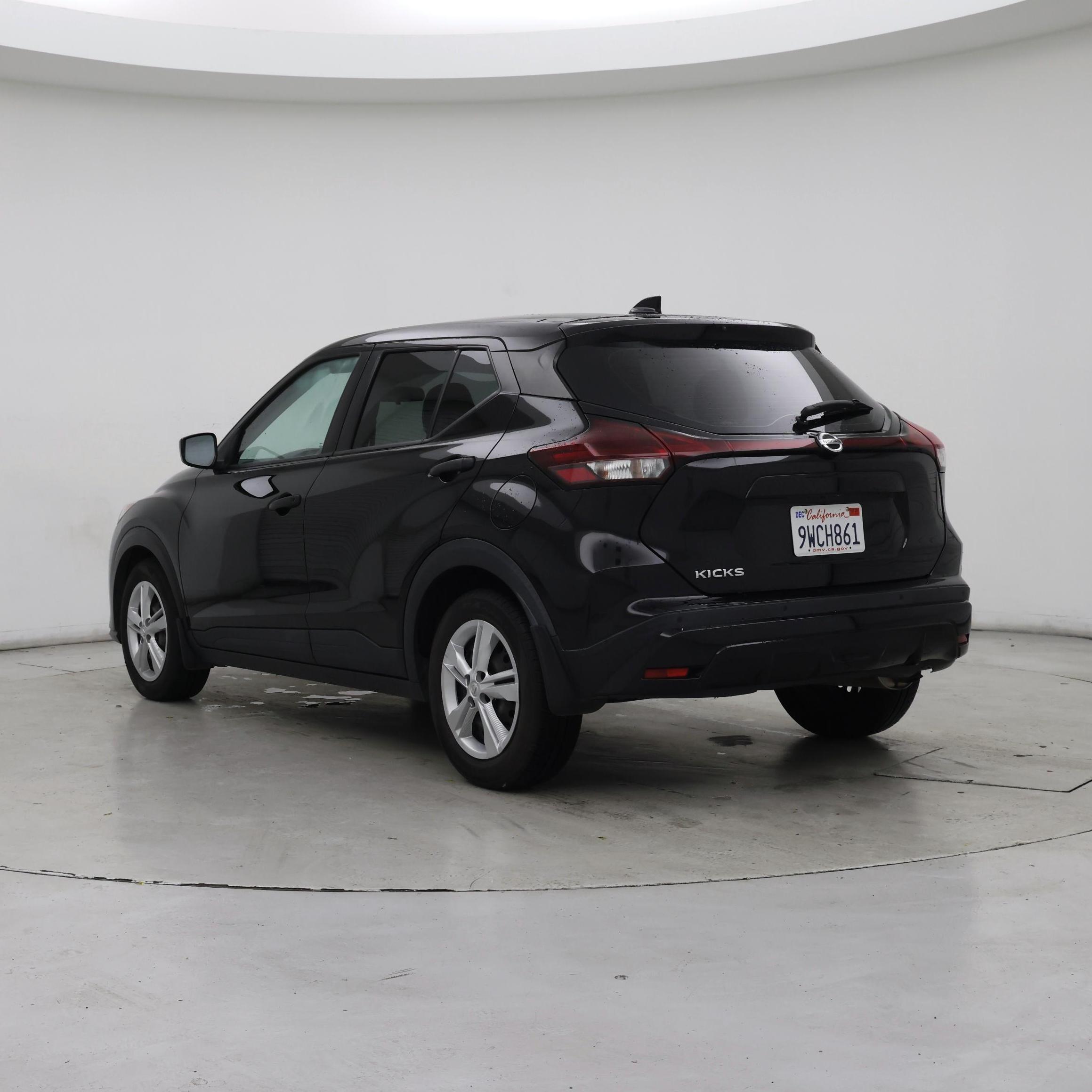 Thumbnail: 2021 Nissan Kicks - 2