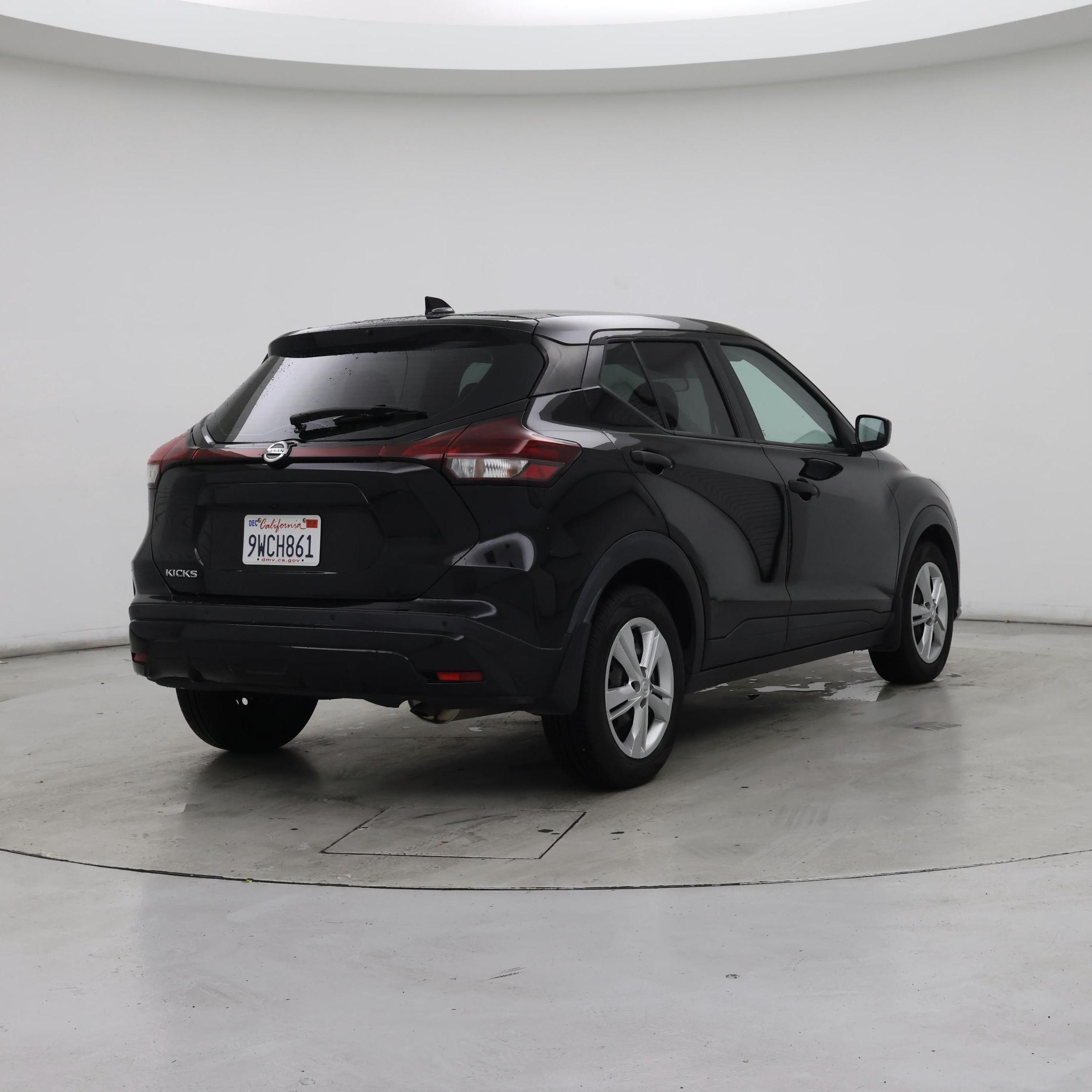 Thumbnail: 2021 Nissan Kicks - 8