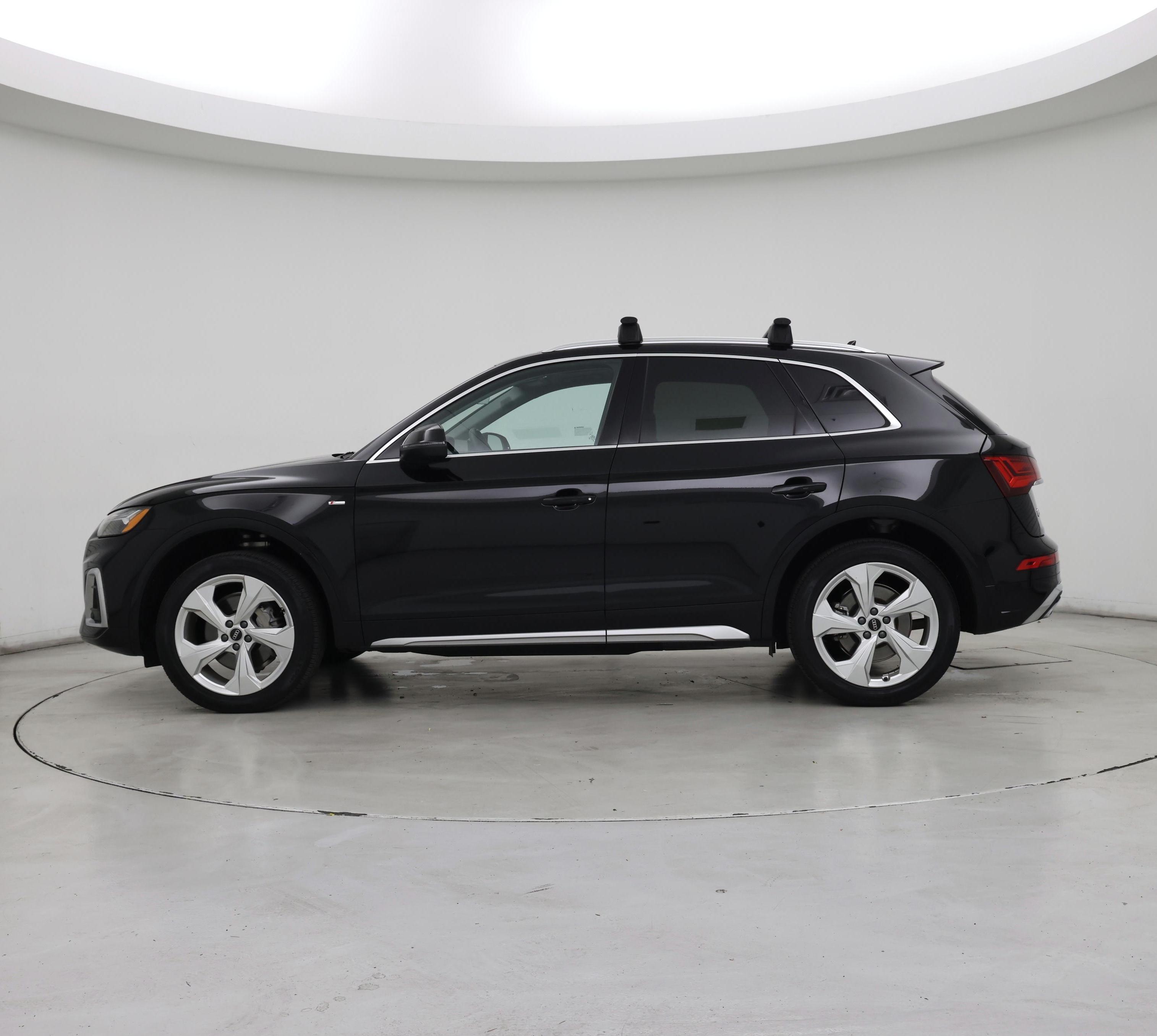 Thumbnail: 2023 Audi Q5 - 3