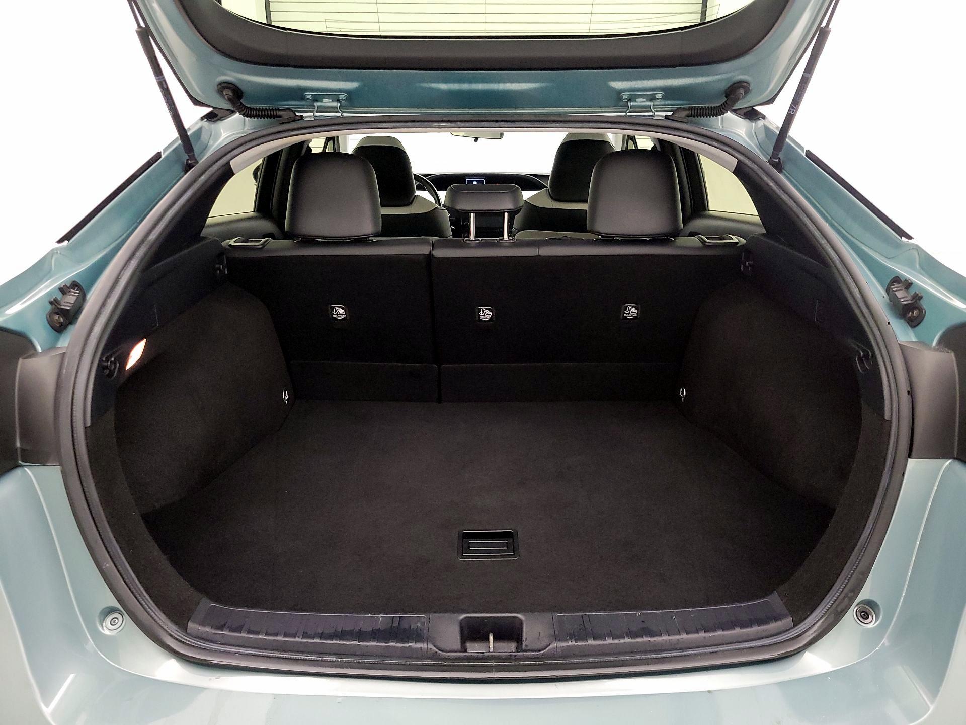 Thumbnail: 2017 Toyota Prius - 20