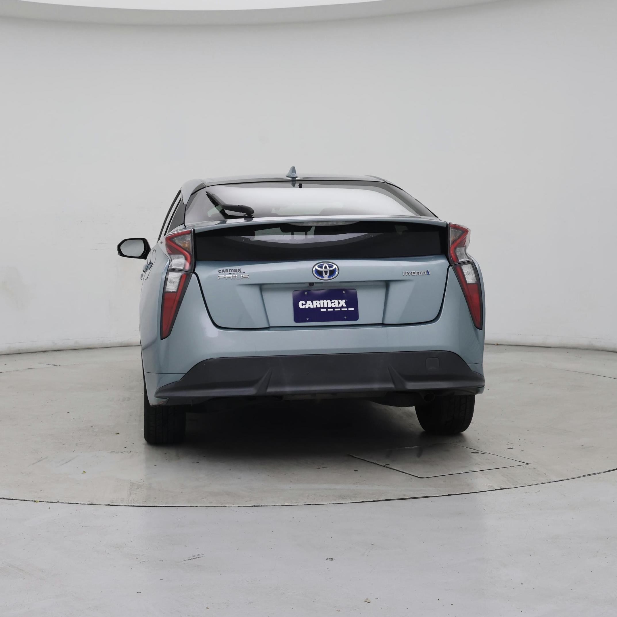 Thumbnail: 2017 Toyota Prius - 6