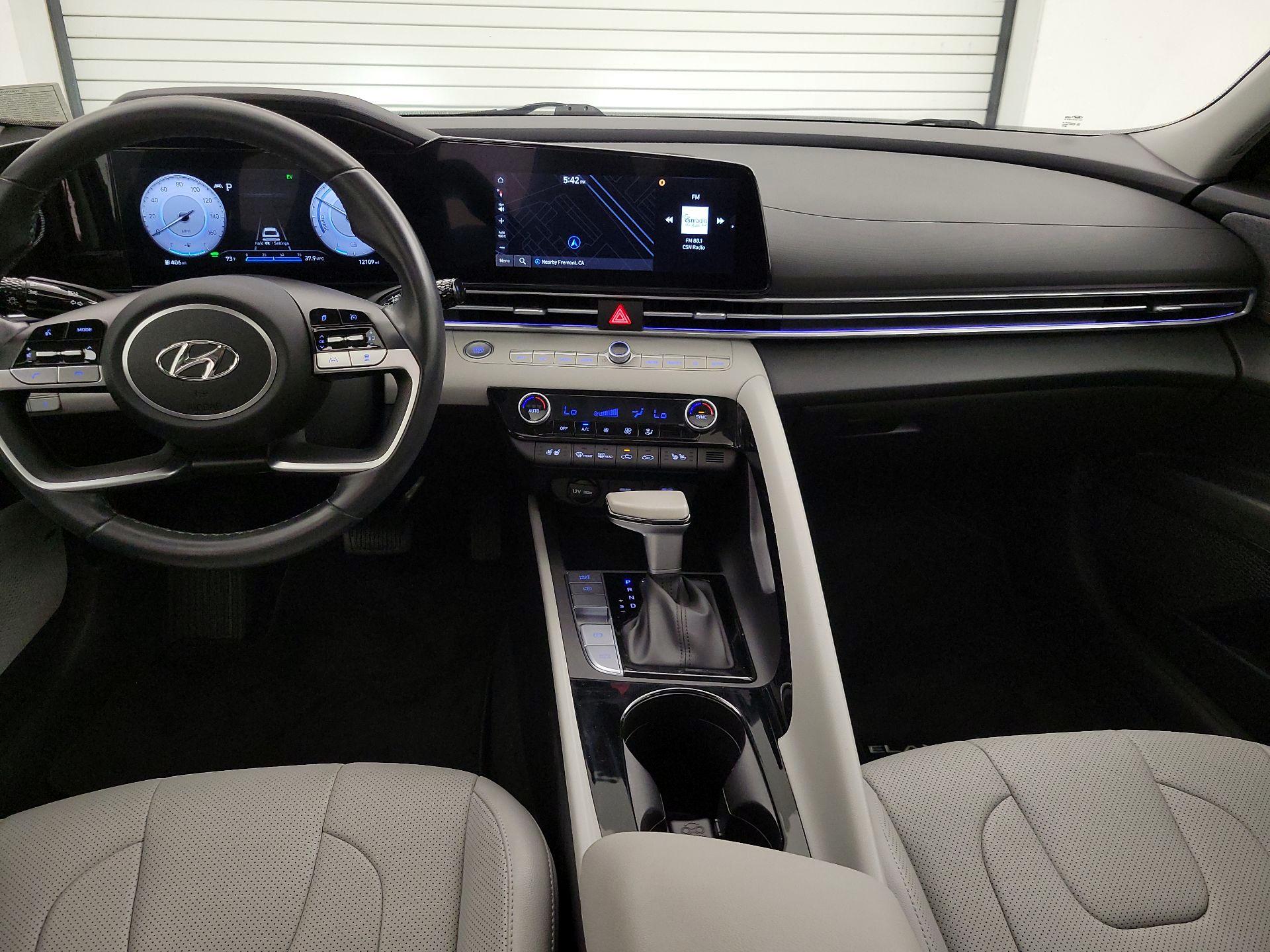 Thumbnail: 2023 Hyundai Elantra - 9
