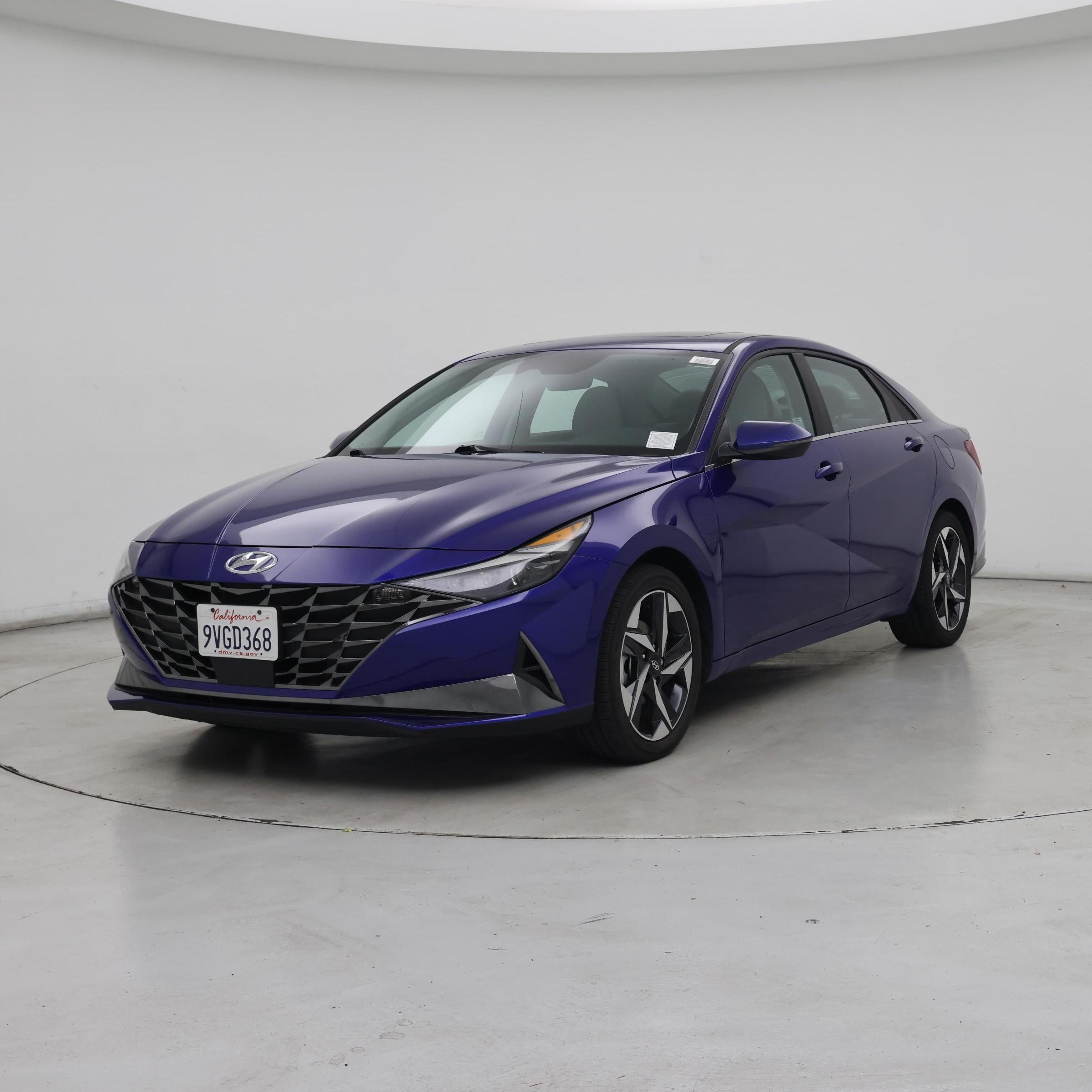 Thumbnail: 2023 Hyundai Elantra - 4