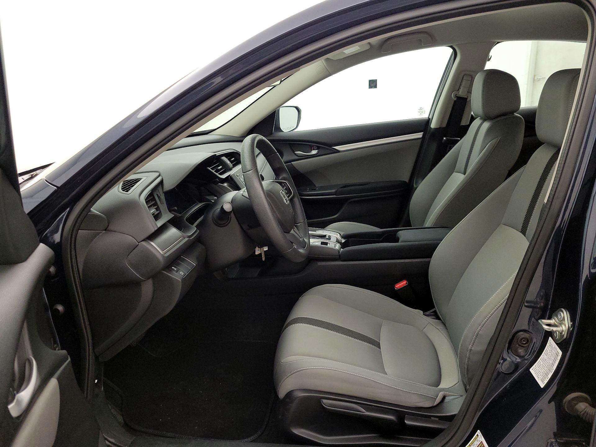 Thumbnail: 2016 Honda Civic - 11