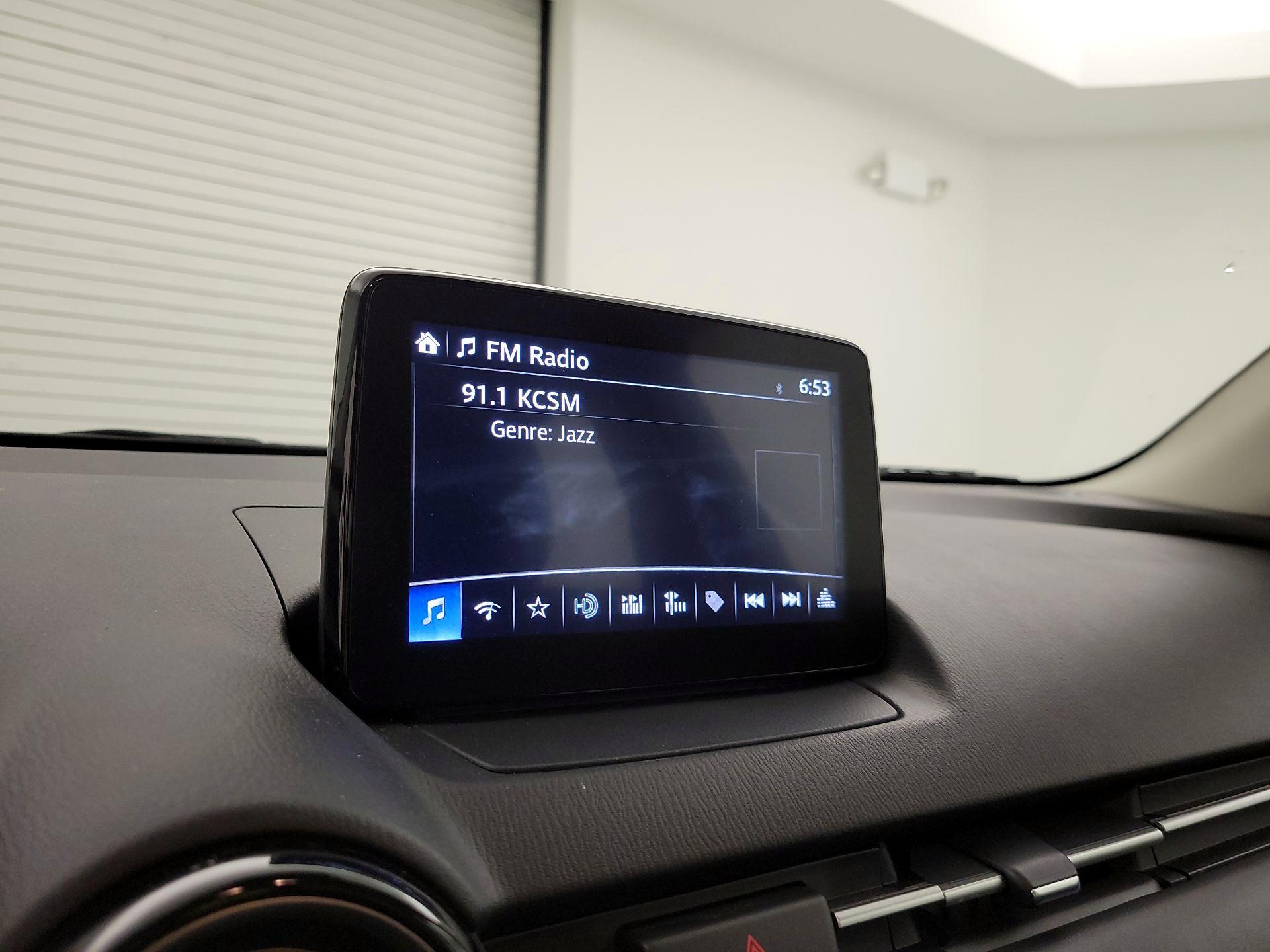 Thumbnail: 2020 Toyota Yaris - 15