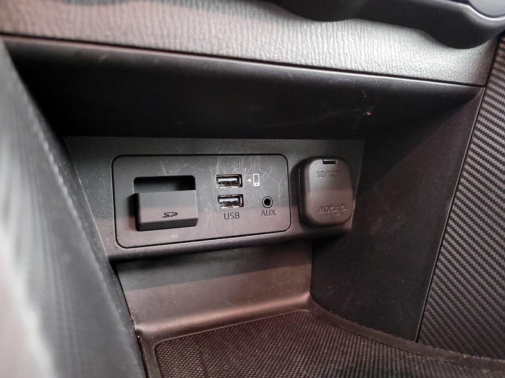 Thumbnail: 2020 Toyota Yaris - 18