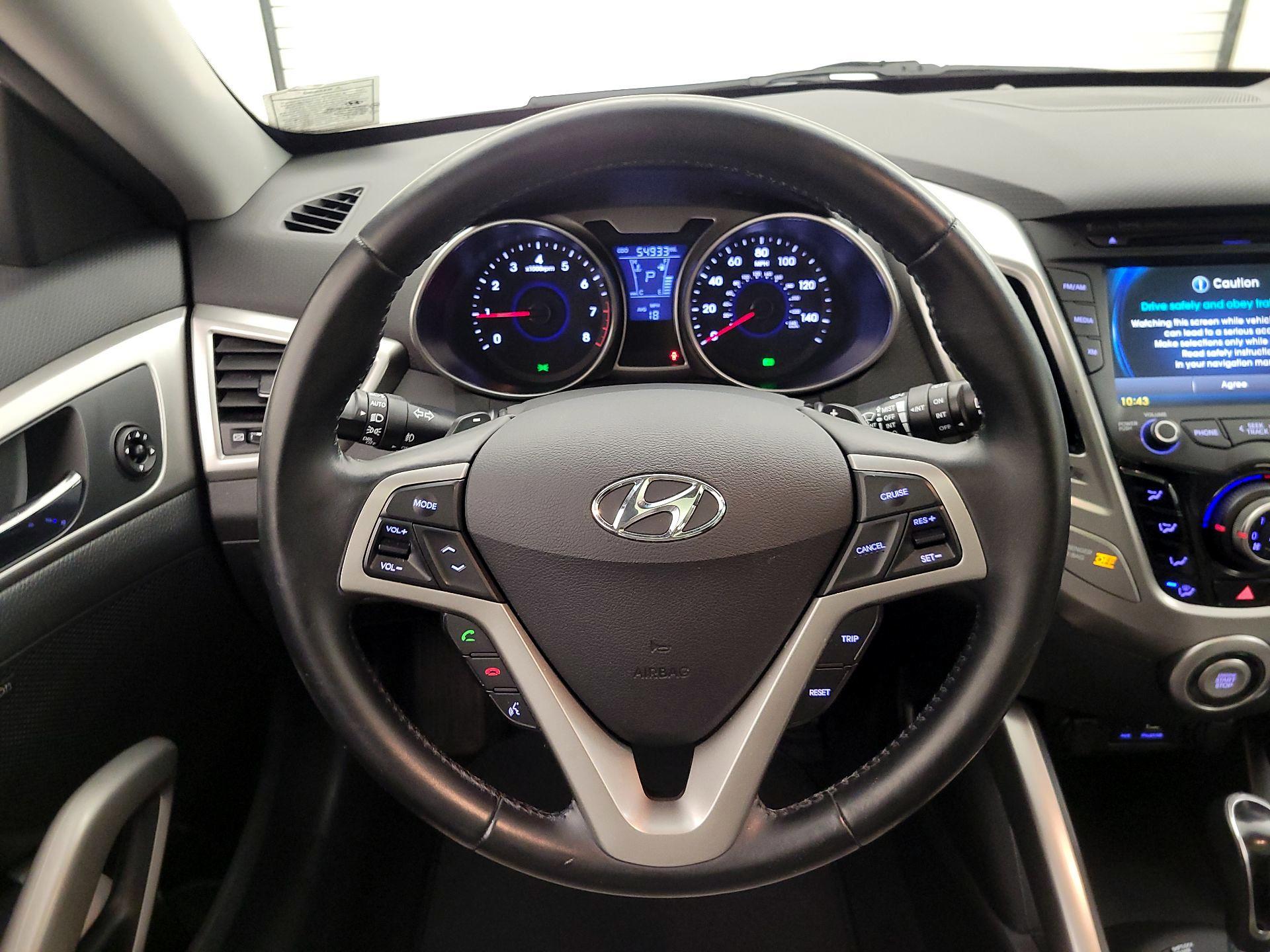 Thumbnail: 2014 Hyundai Veloster - 10