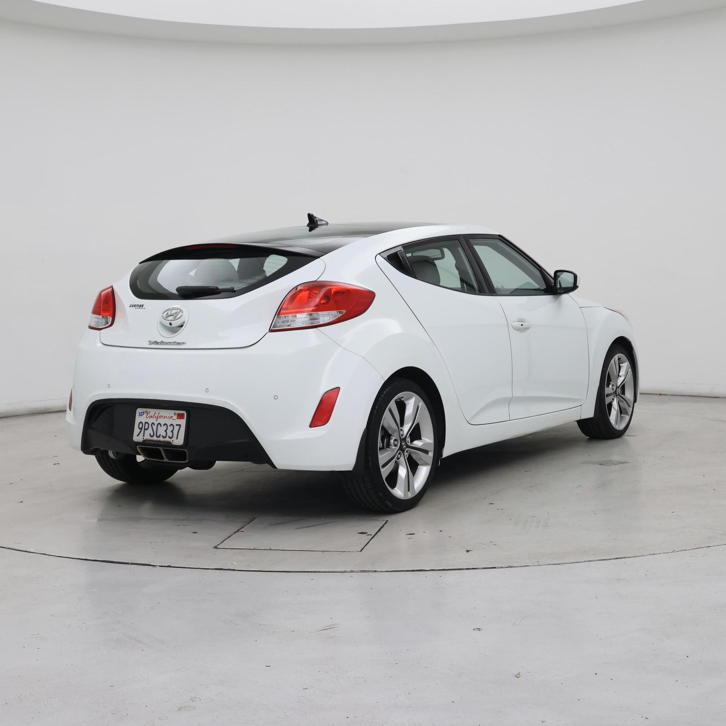 Thumbnail: 2014 Hyundai Veloster - 8