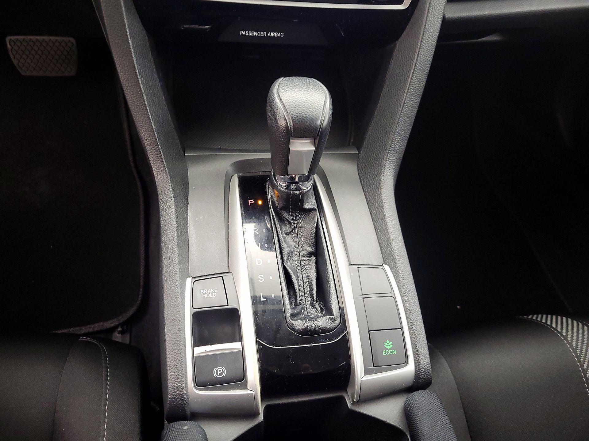 Thumbnail: 2018 Honda Civic - 17