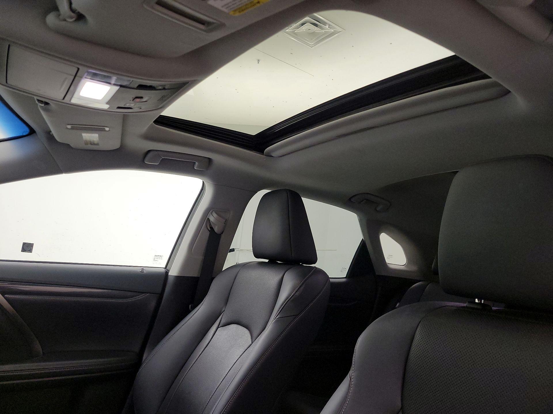 Thumbnail: 2018 Lexus RX - 18