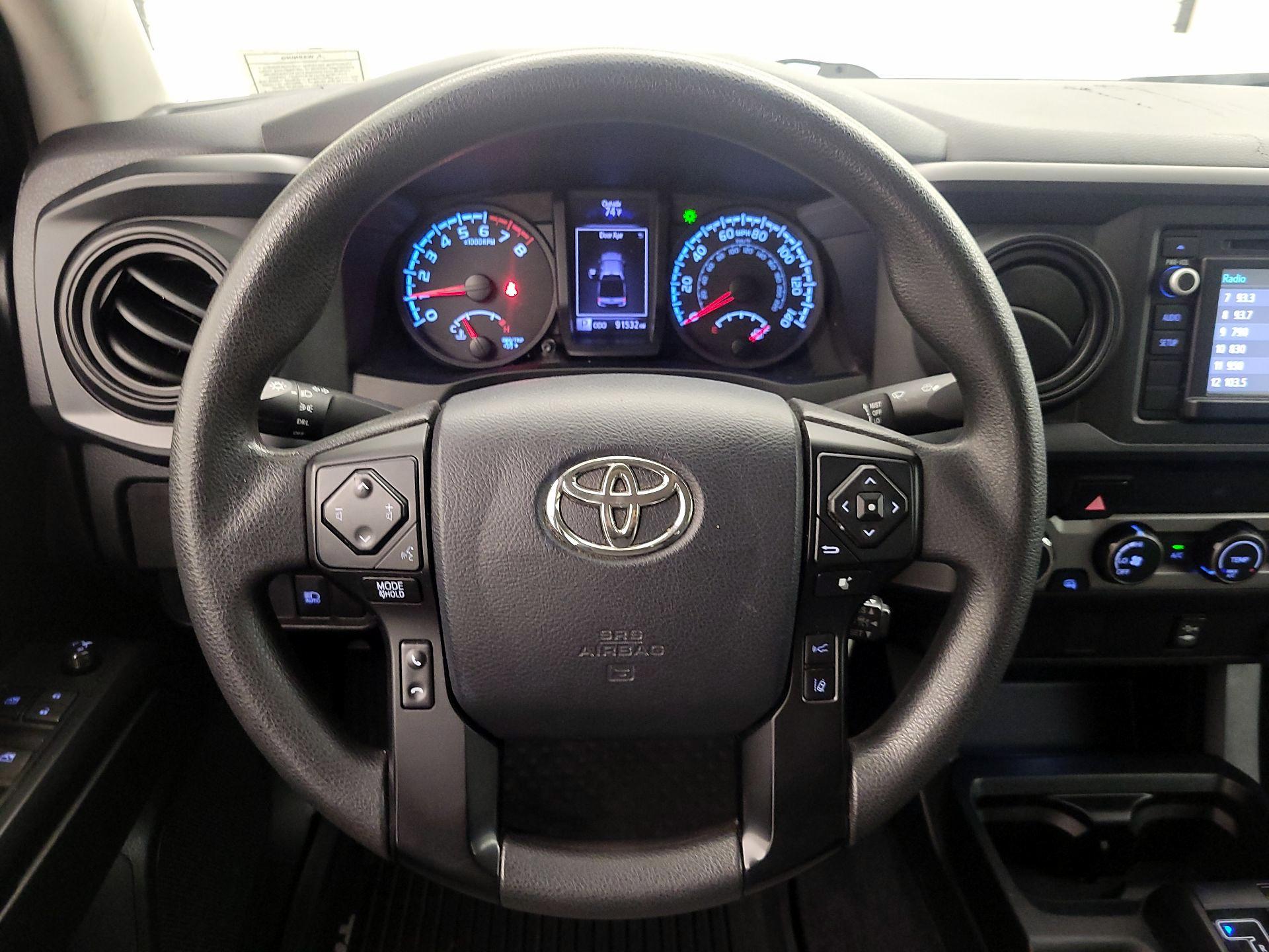 Thumbnail: 2019 Toyota Tacoma - 10