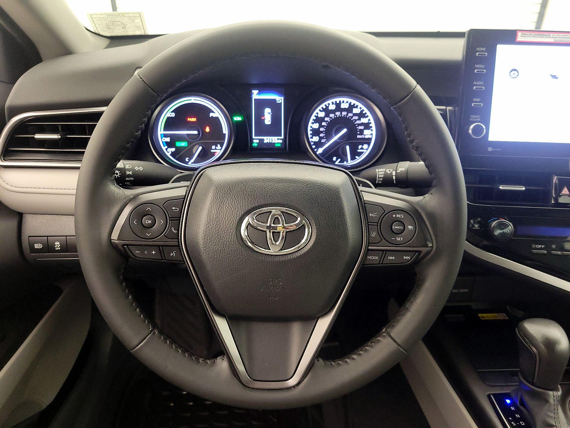 Thumbnail: 2024 Toyota Camry - 10