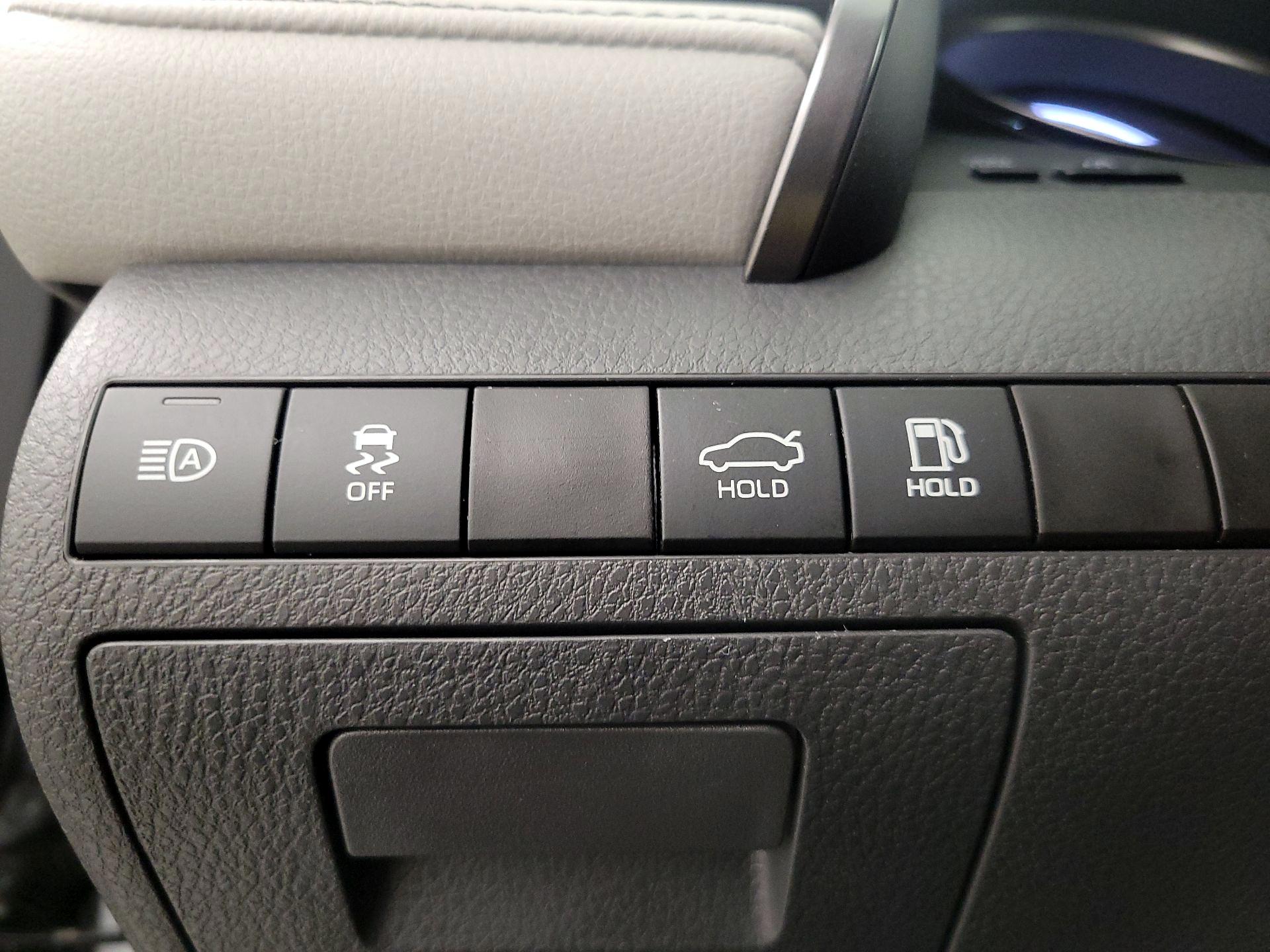 Thumbnail: 2024 Toyota Camry - 13