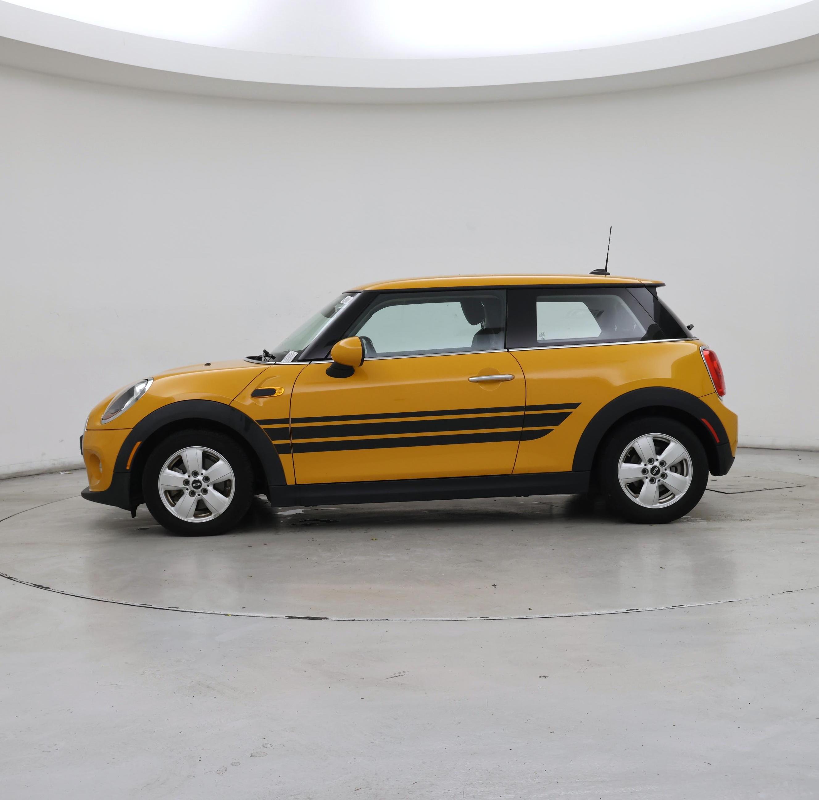 Thumbnail: 2015 MINI Cooper Hardtop - 3