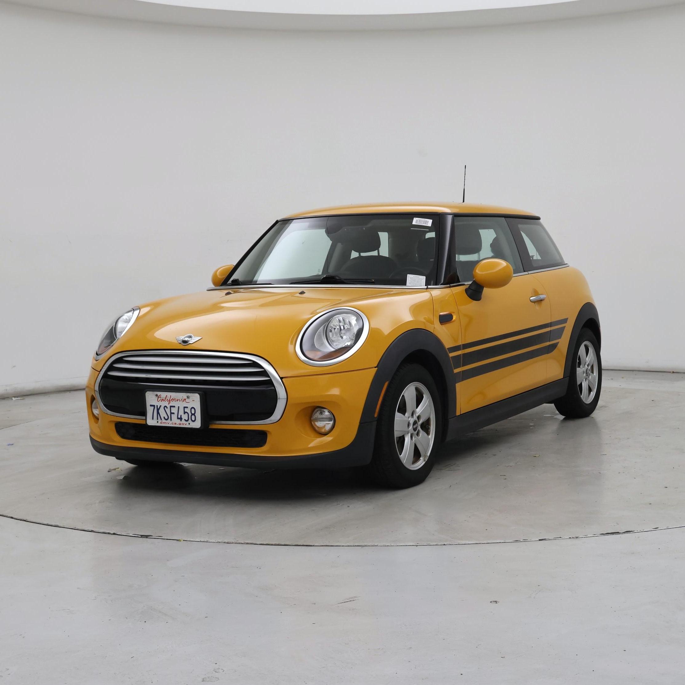 Thumbnail: 2015 MINI Cooper Hardtop - 4