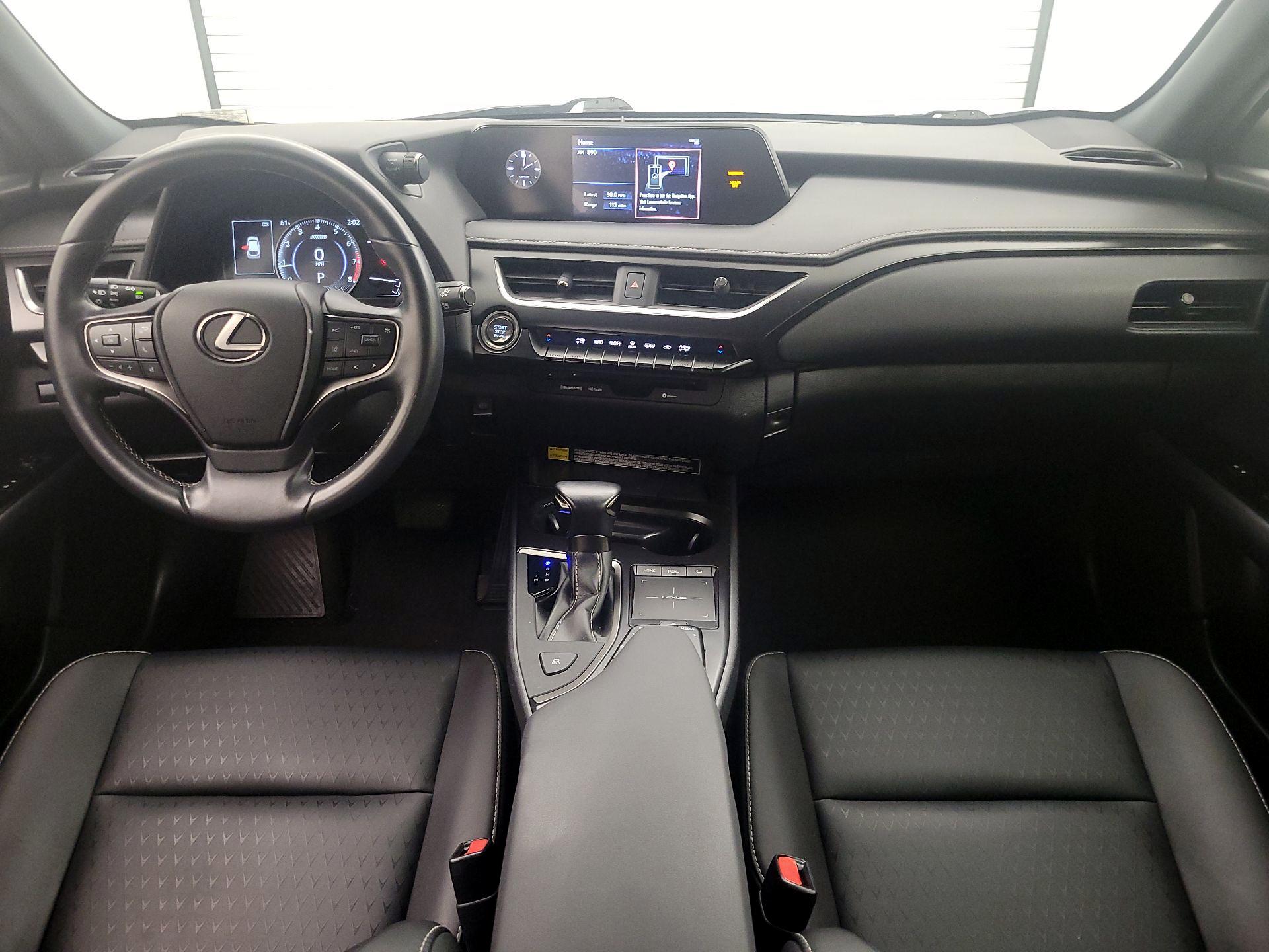 Thumbnail: 2022 Lexus UX - 9