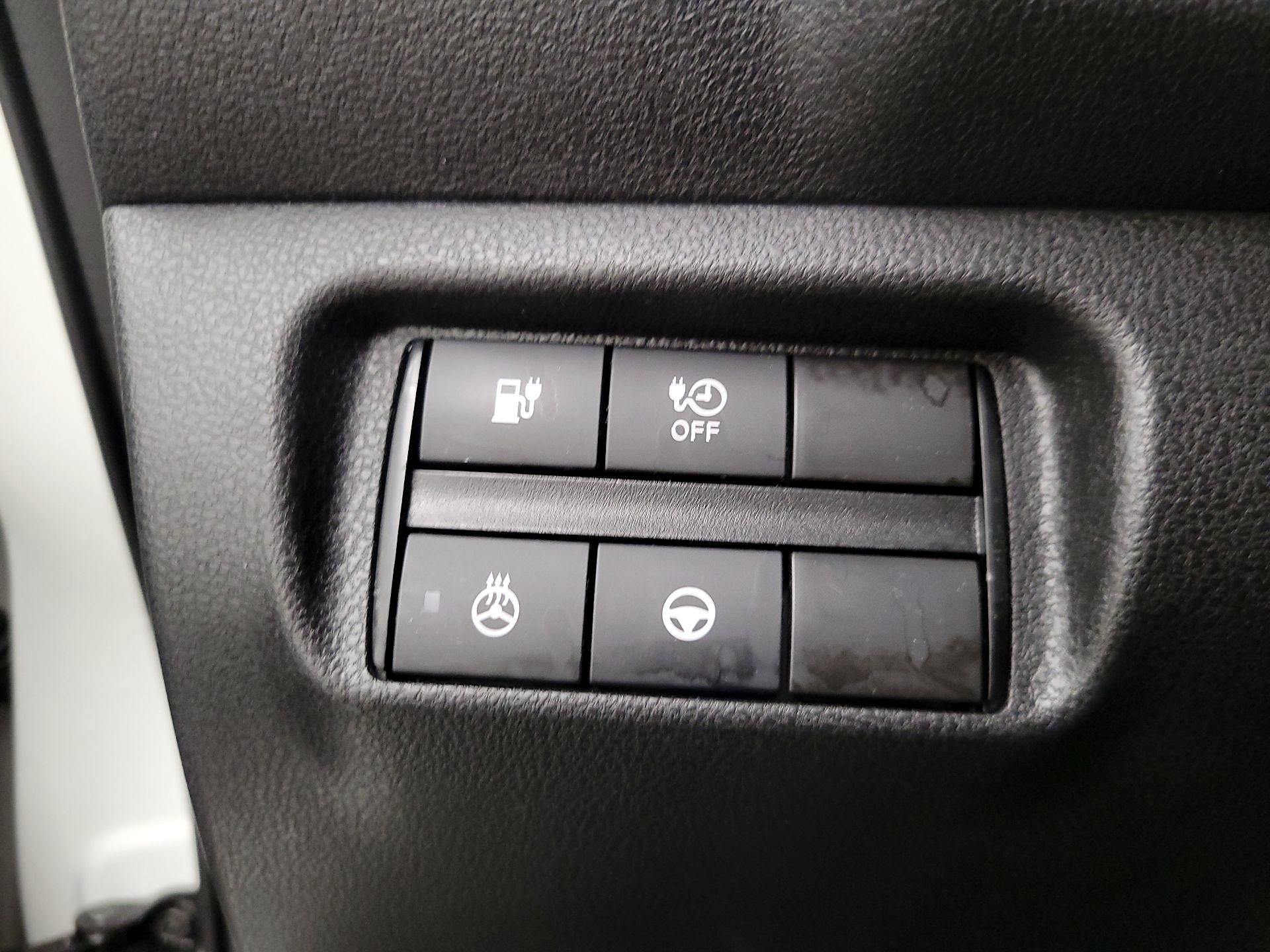 Thumbnail: 2019 Nissan Leaf - 13