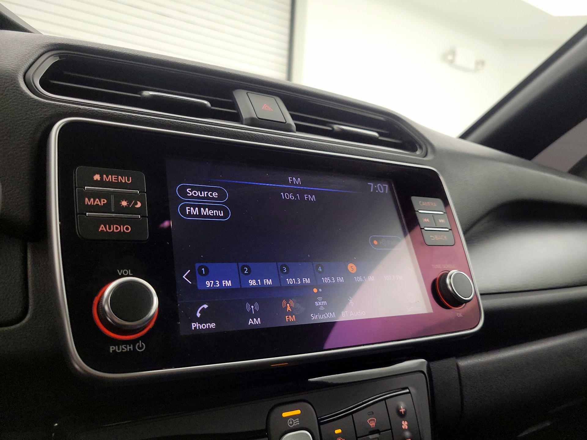 Thumbnail: 2019 Nissan Leaf - 16