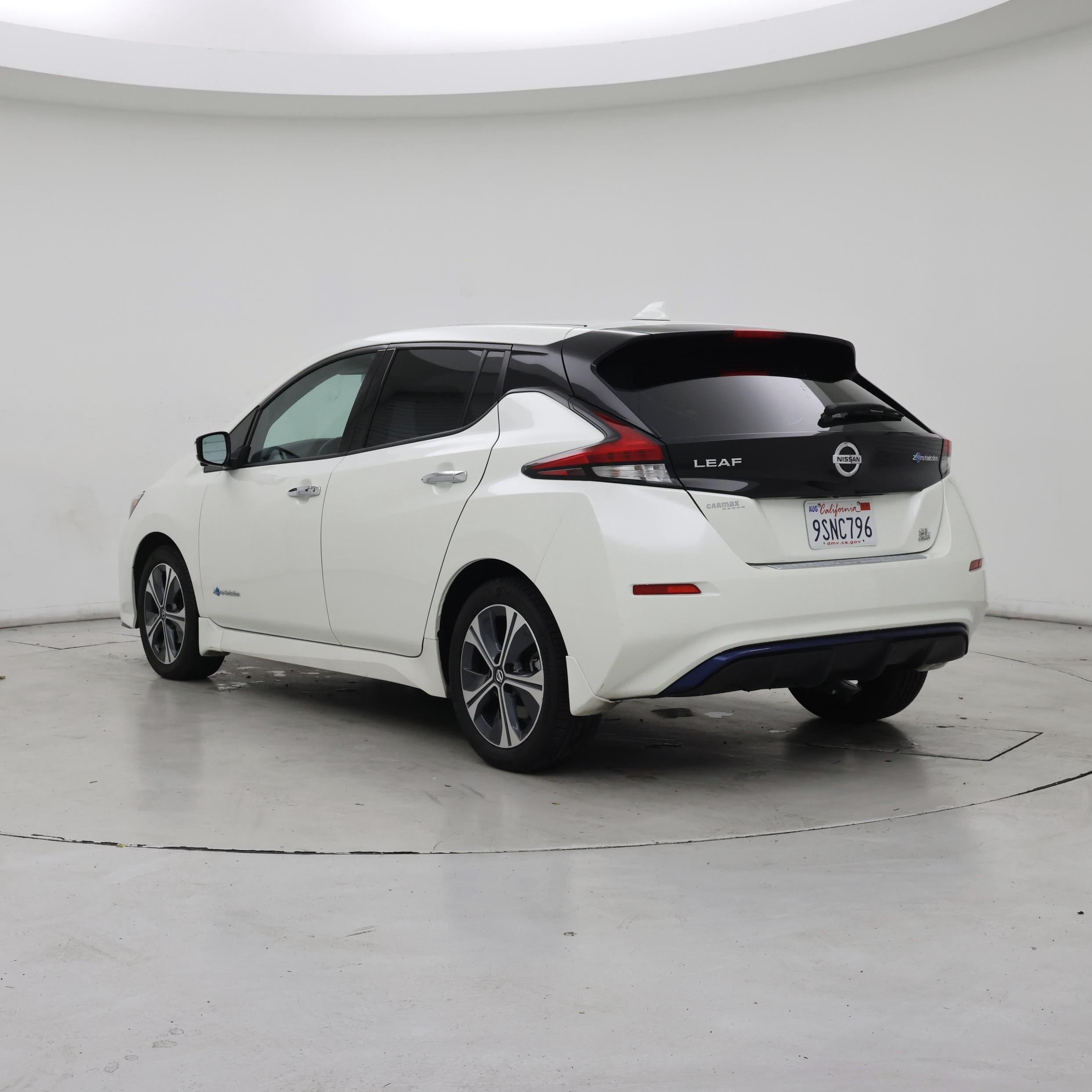 Thumbnail: 2019 Nissan Leaf - 2