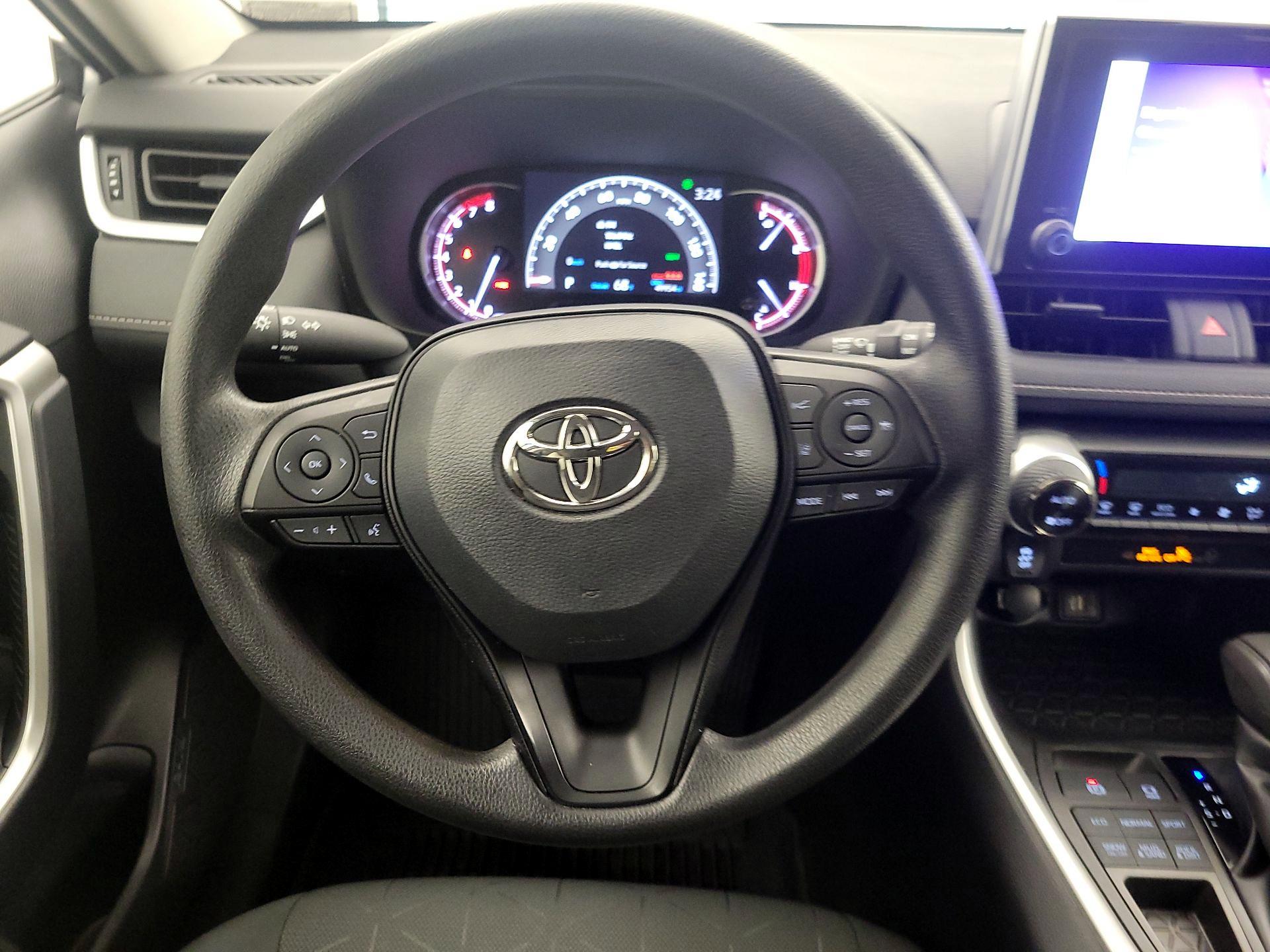 Thumbnail: 2023 Toyota RAV4 - 10