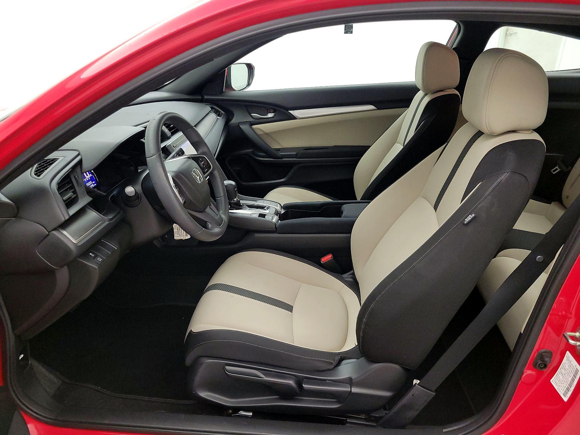 Thumbnail: 2016 Honda Civic - 11