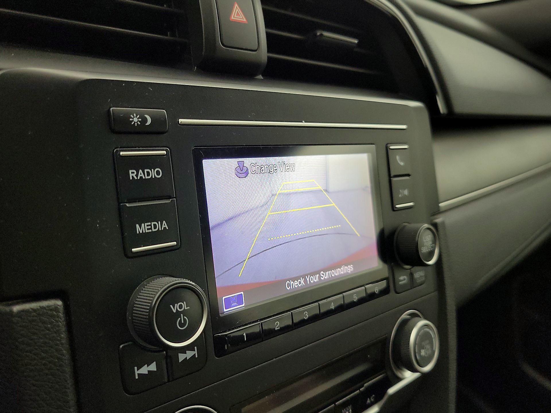 Thumbnail: 2016 Honda Civic - 14