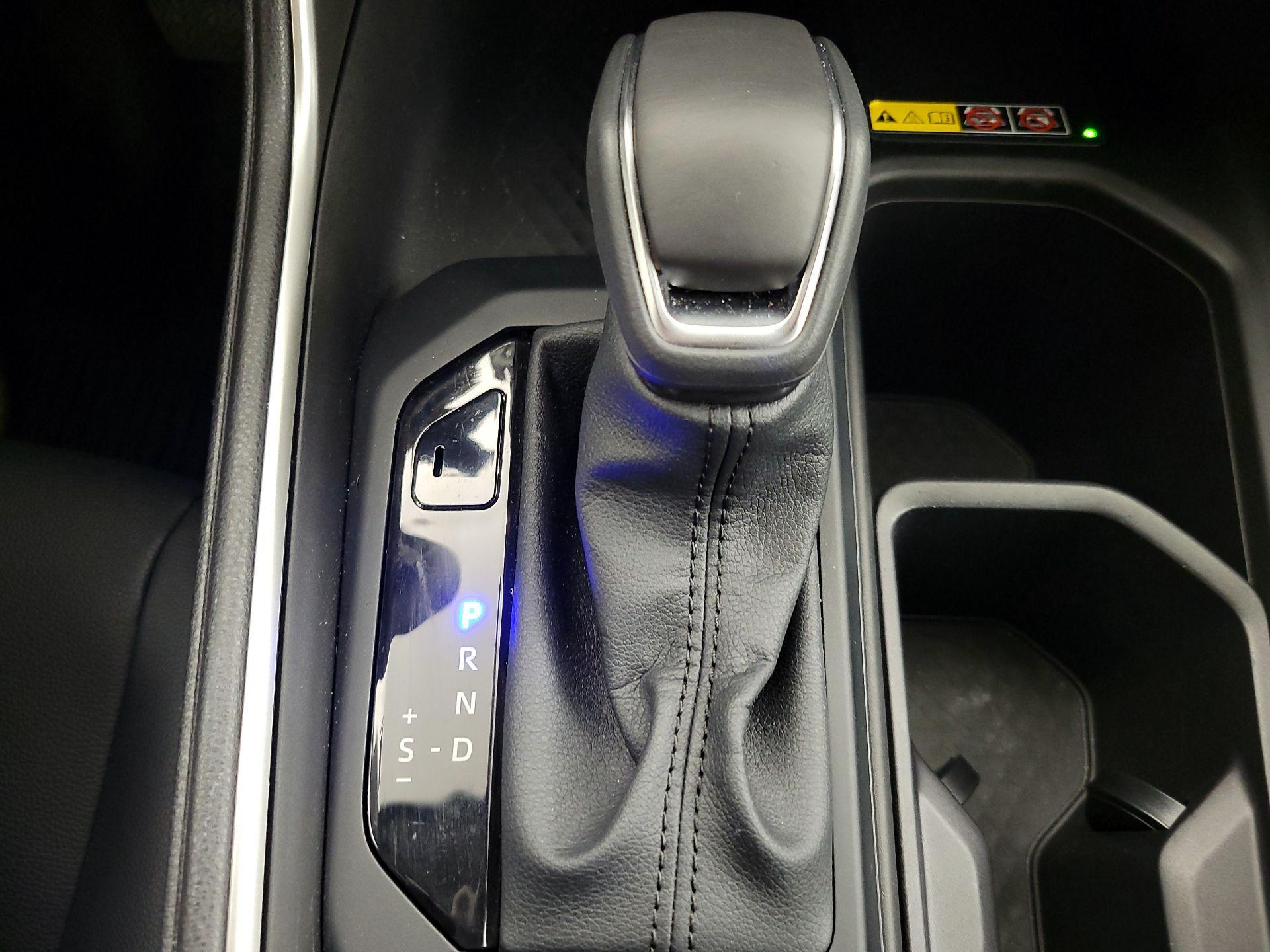 Thumbnail: 2026 Toyota Highlander - 18