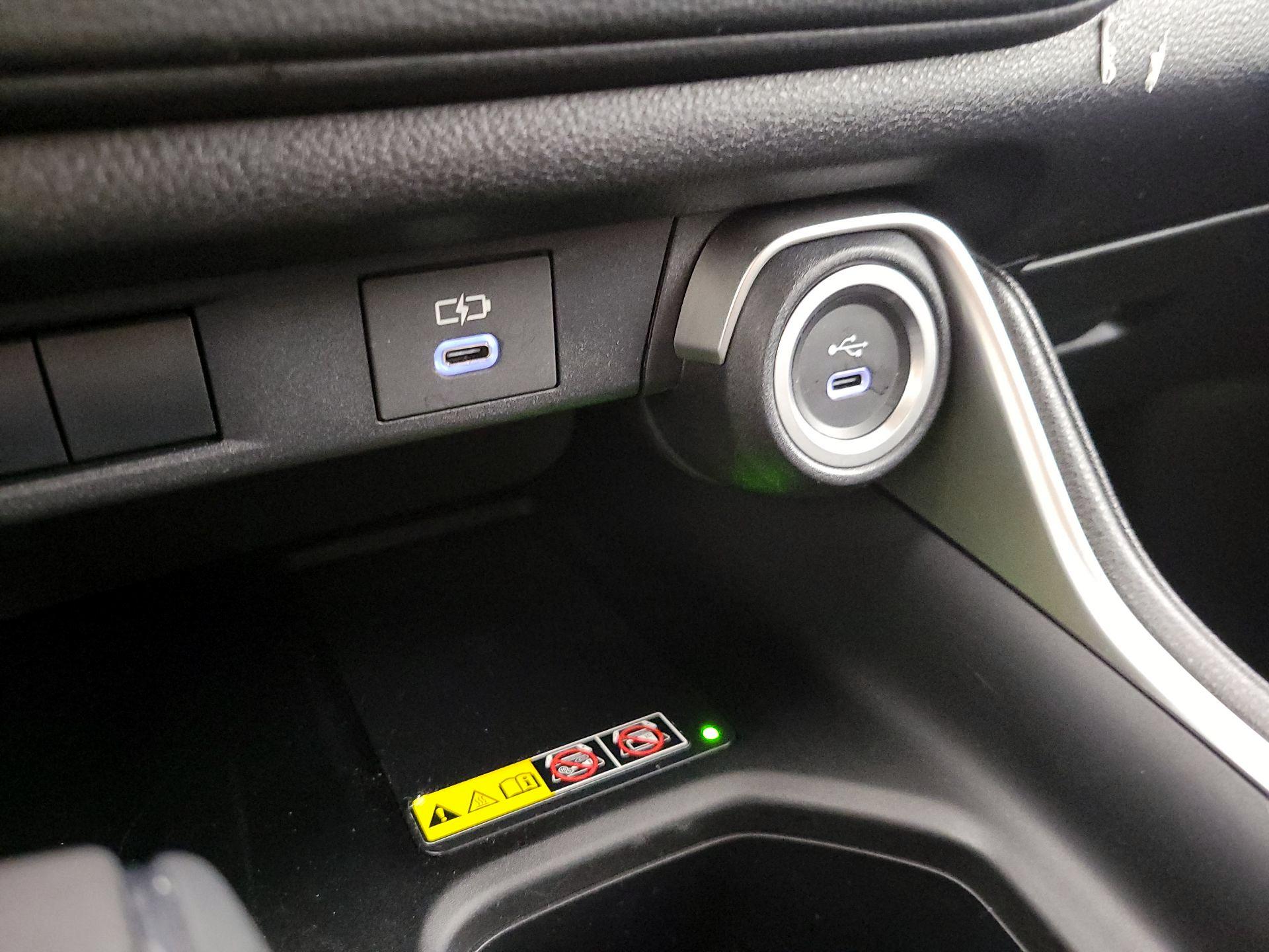 Thumbnail: 2026 Toyota Highlander - 19