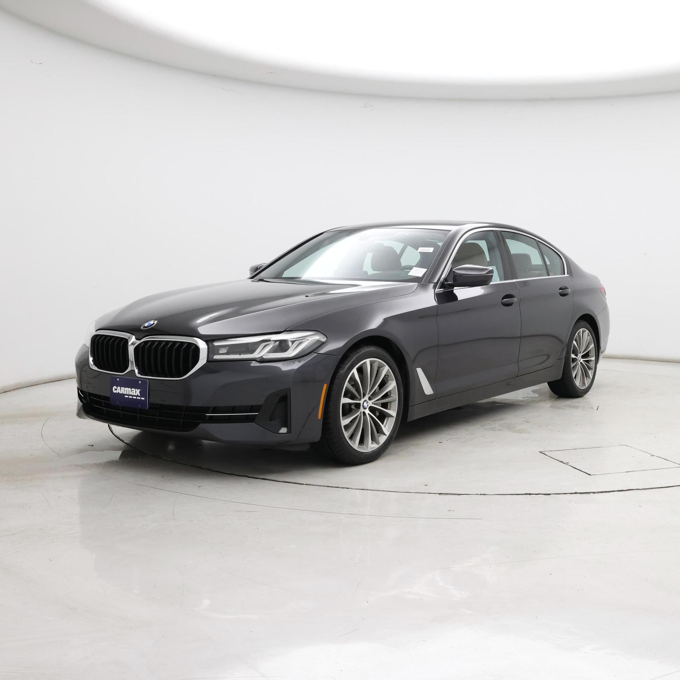 Thumbnail: 2023 BMW 5 Series - 4