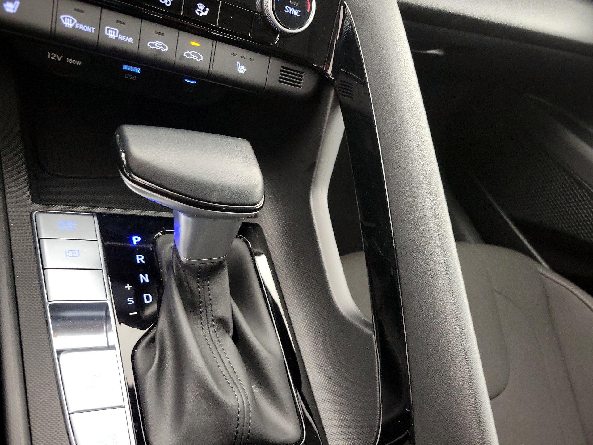 Thumbnail: 2025 Hyundai Elantra - 18