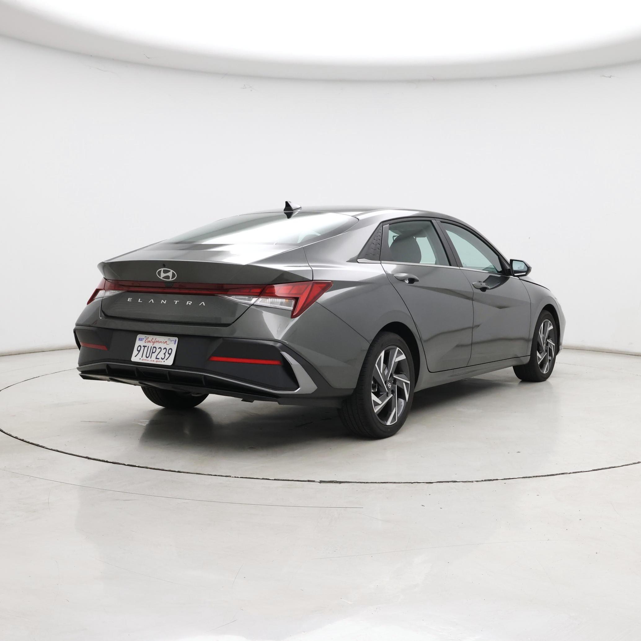 Thumbnail: 2025 Hyundai Elantra - 8