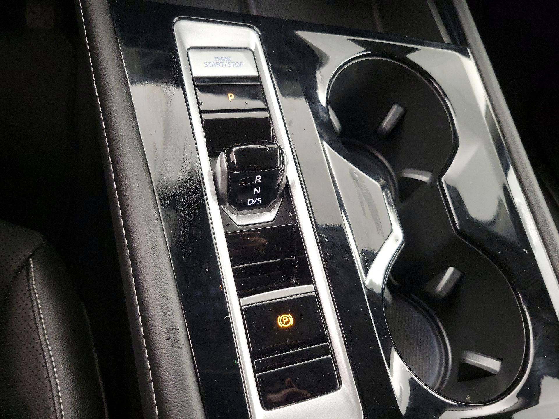 Thumbnail: 2024 Volkswagen Atlas - 17