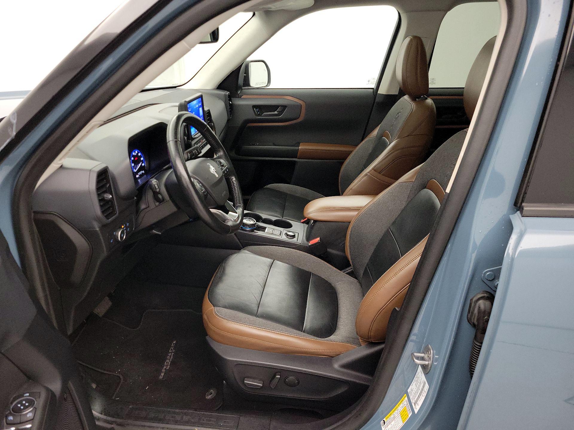 Thumbnail: 2022 Ford Bronco Sport - 11