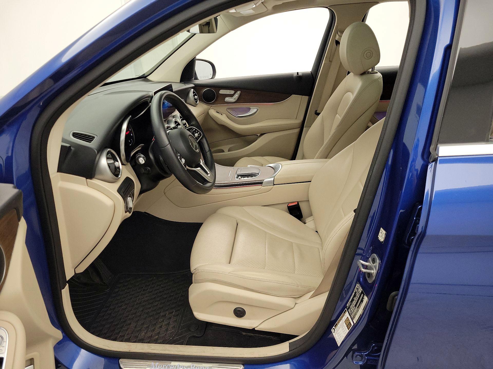 Thumbnail: 2022 Mercedes-Benz GLC - 11