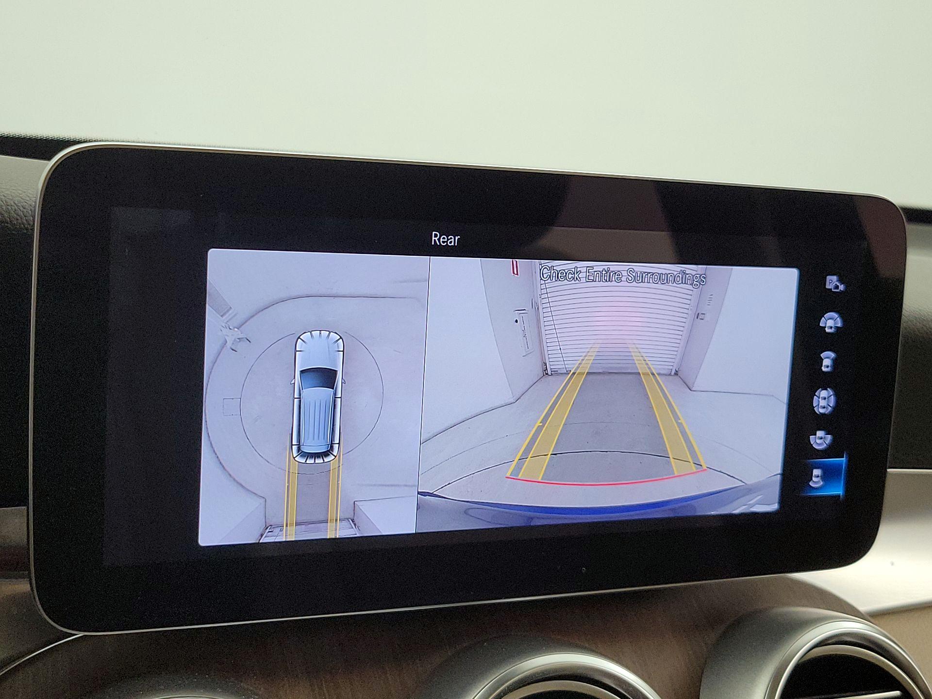 Thumbnail: 2022 Mercedes-Benz GLC - 14