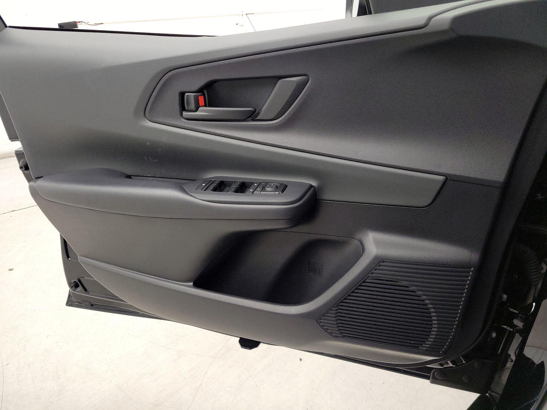 Thumbnail: 2023 Toyota Prius - 12