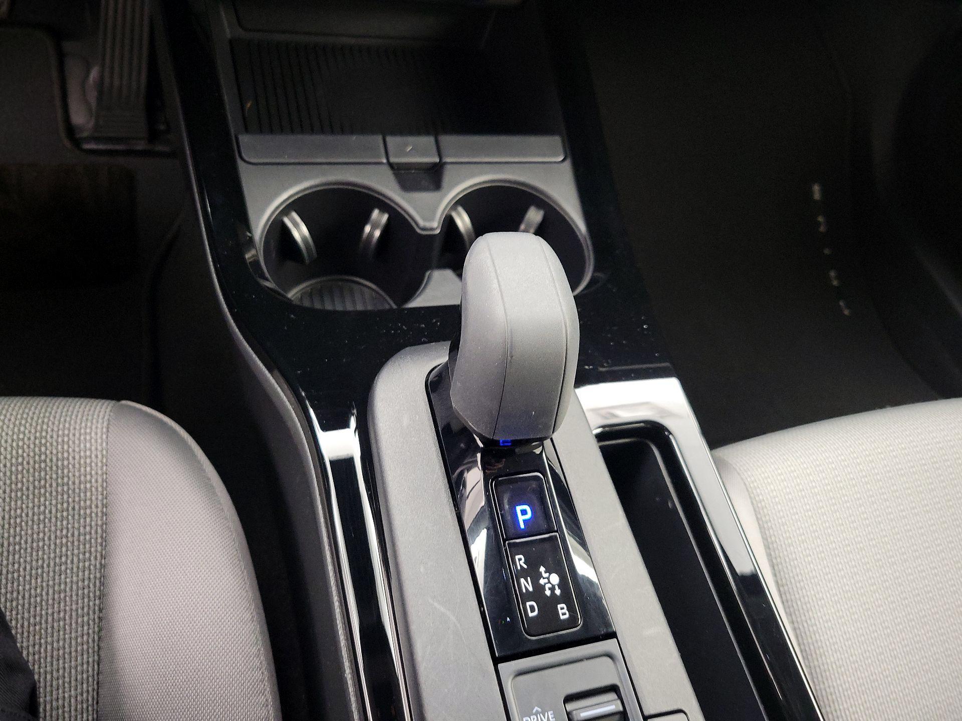 Thumbnail: 2023 Toyota Prius - 17