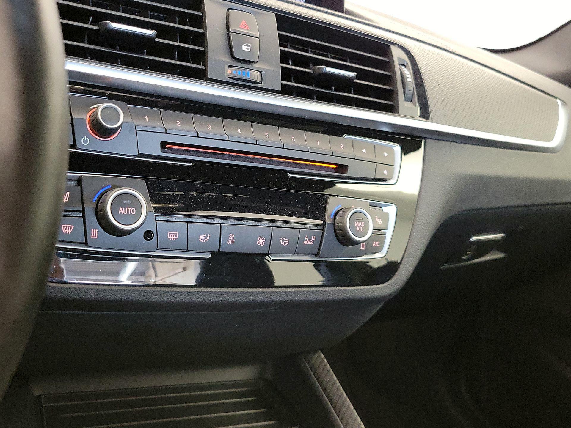 Thumbnail: 2020 BMW 2 Series - 17