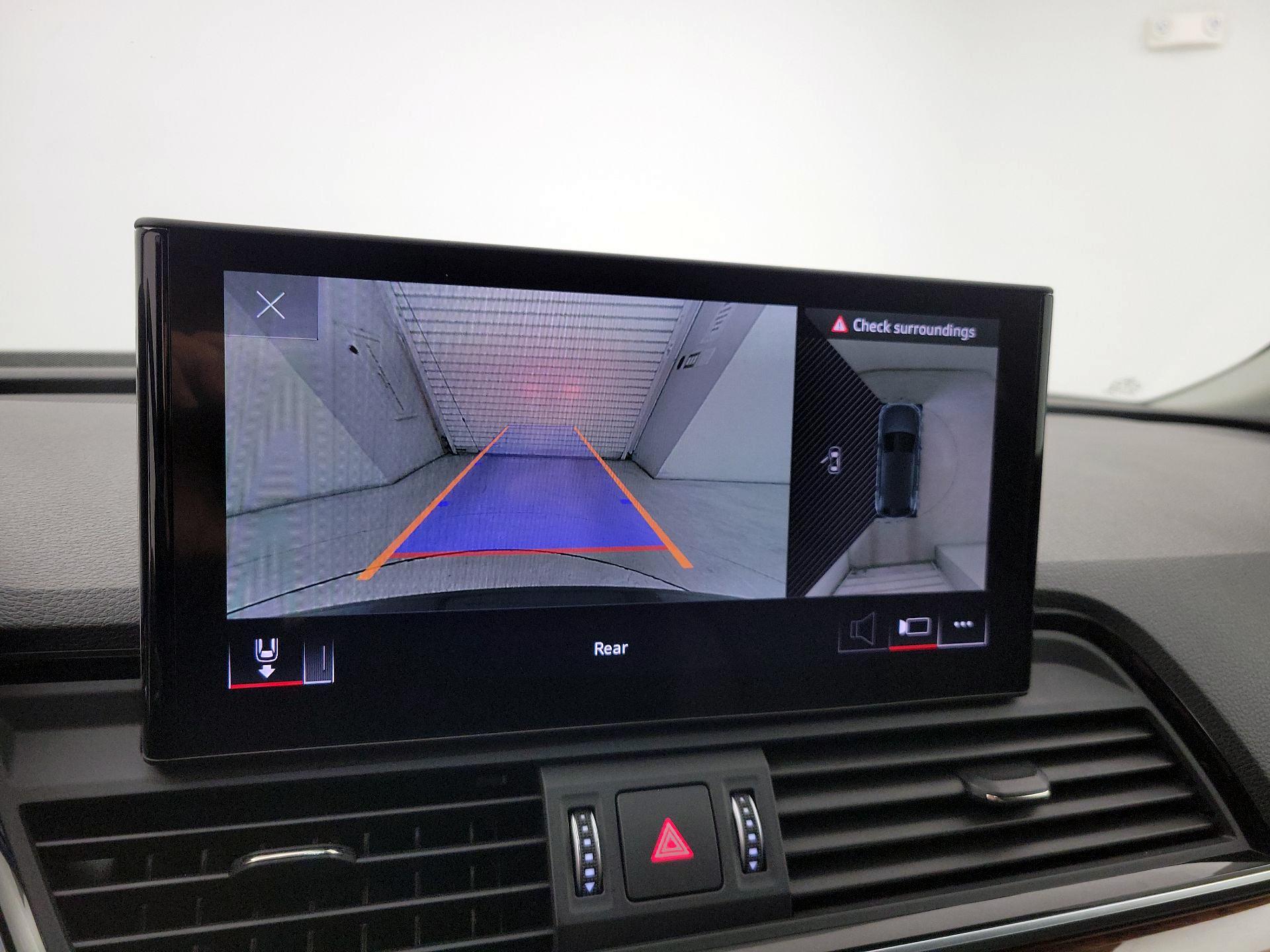 Thumbnail: 2022 Audi Q5 - 15