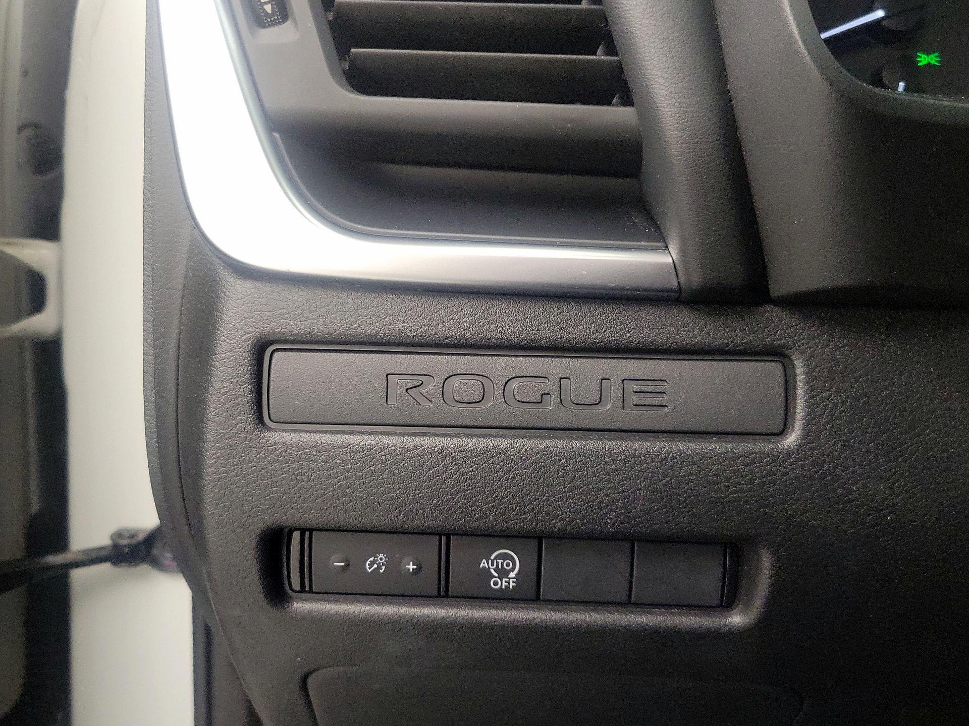 Thumbnail: 2023 Nissan Rogue - 13